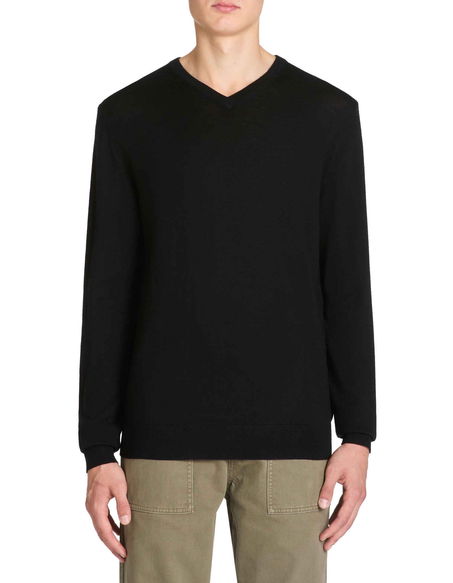 100% Merino Wool V-Neck Sweater - Black_02