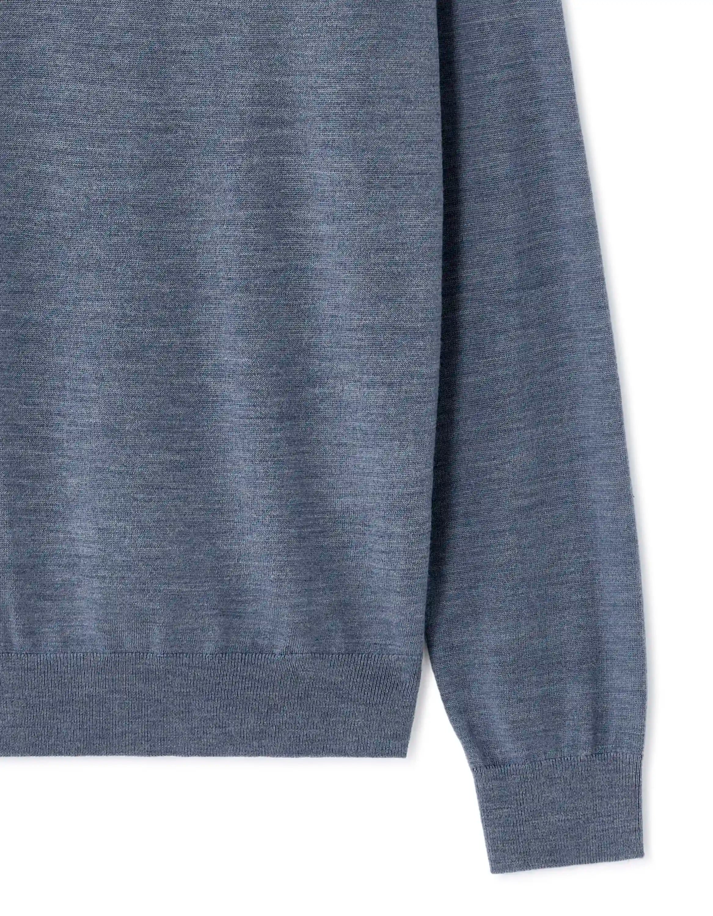 Celio_Dark Storm_100% Merino Wool V-Neck Sweater_SEMERIV_DARK STORM_06