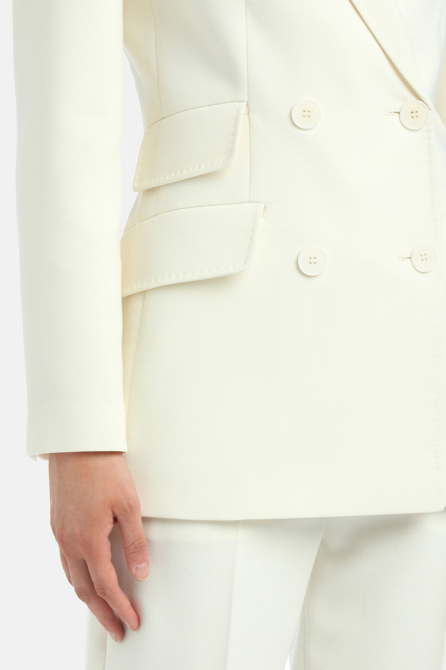 Luisa Spagnoli_Panna_Spoleto - Double-Breasted Jacket_SPOLETO_0202_07