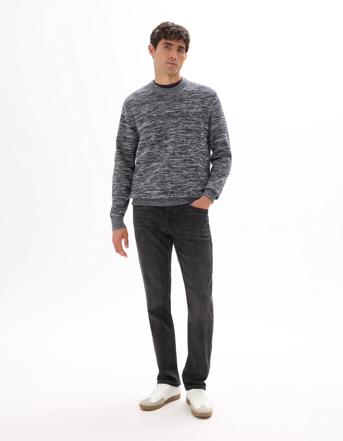 Celio_Washed Black_C.35 Straight Stretch Knit 3-Length Jeans_STLMAILLE_WASHED BLACK_02