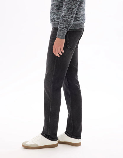 Celio_Washed Black_C.35 Straight Stretch Knit 3-Length Jeans_STLMAILLE_WASHED BLACK_04