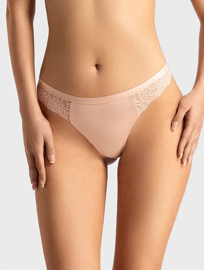 Marie France_Blush_String Metti_STMETTI_Blush_01