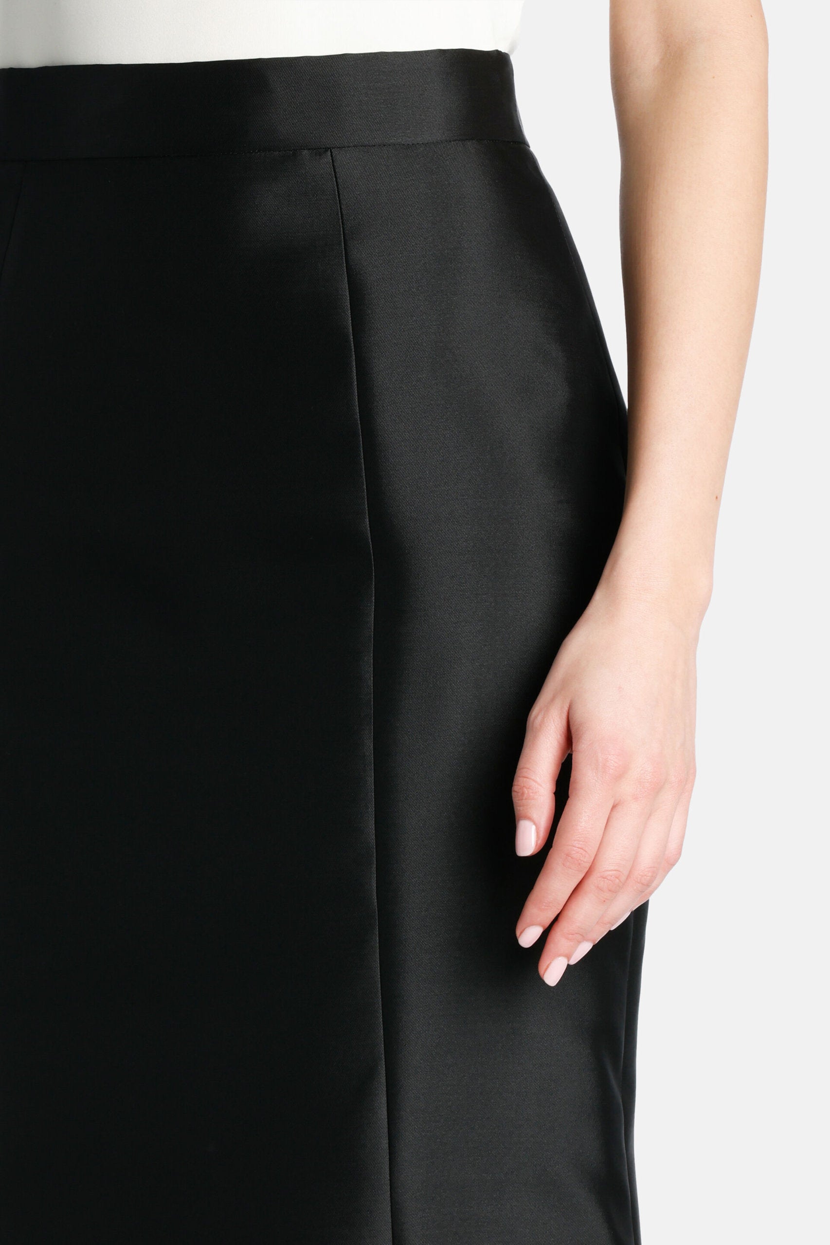 Luisa Spagnoli_Tasi Elegant Skirt_TASI_0101_03