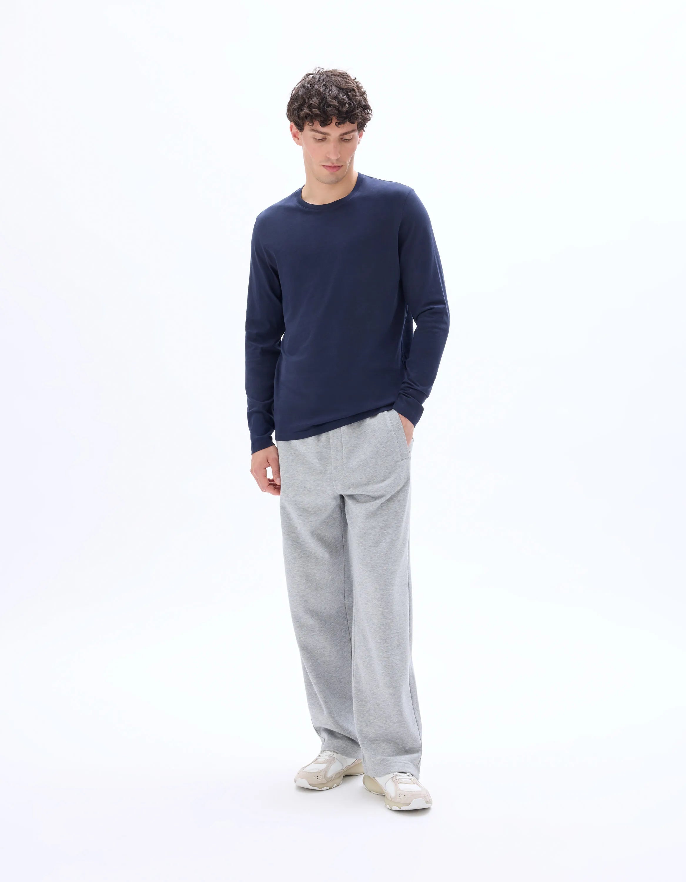 Celio_Navy_Regular 100% Cotton Long-Sleeved T-Shirt_TEBASEML_NAVY_02