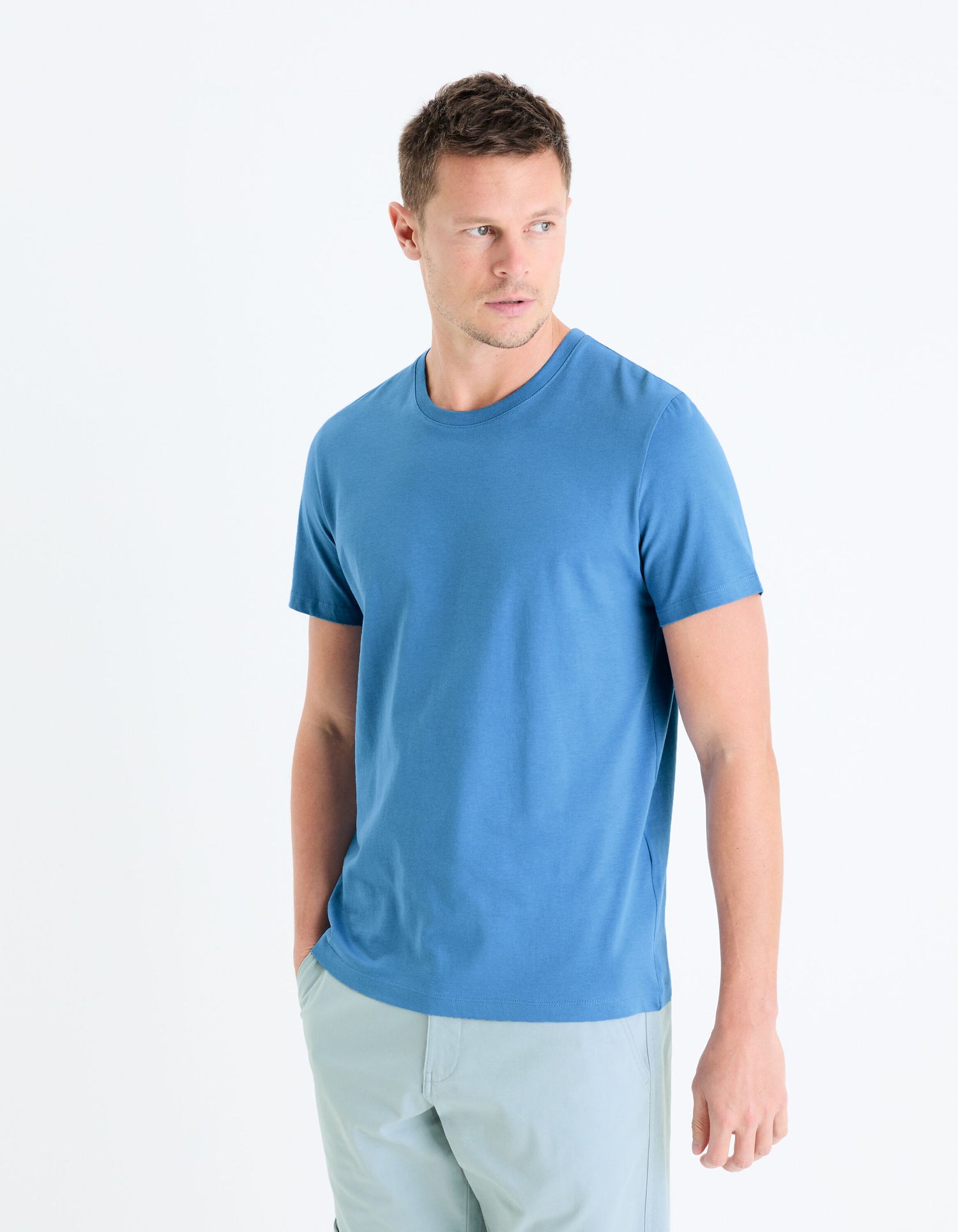 Plain Round Neck Cotton T-Shirt_TEBASE_BLEU CIEL_03