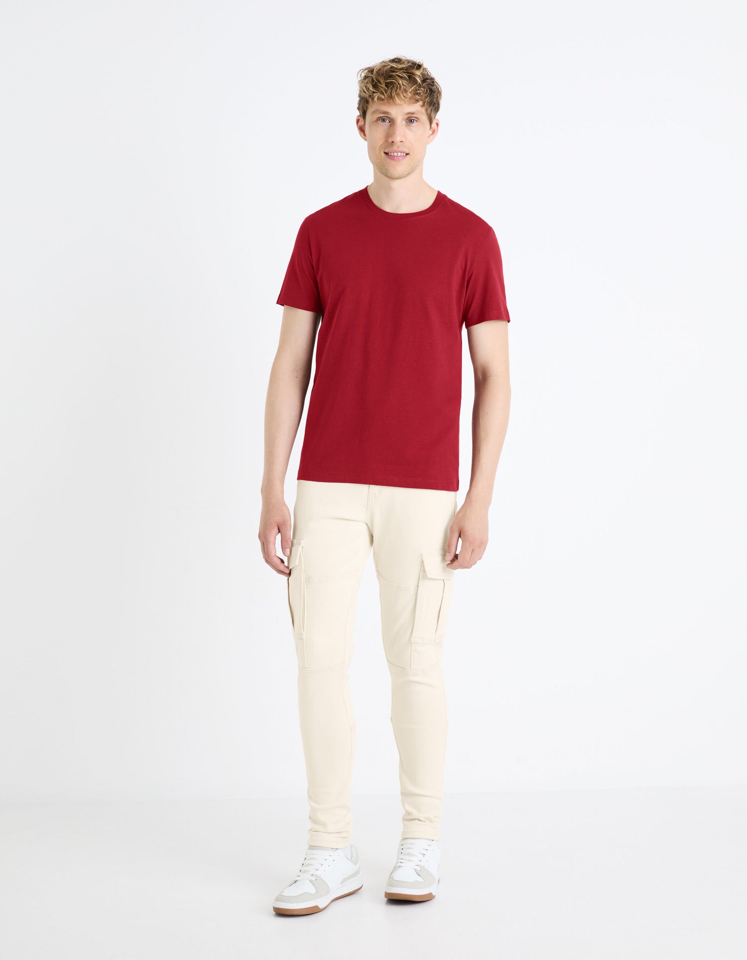 100% Cotton Straight Round Neck T-Shirt - Burgundy_03