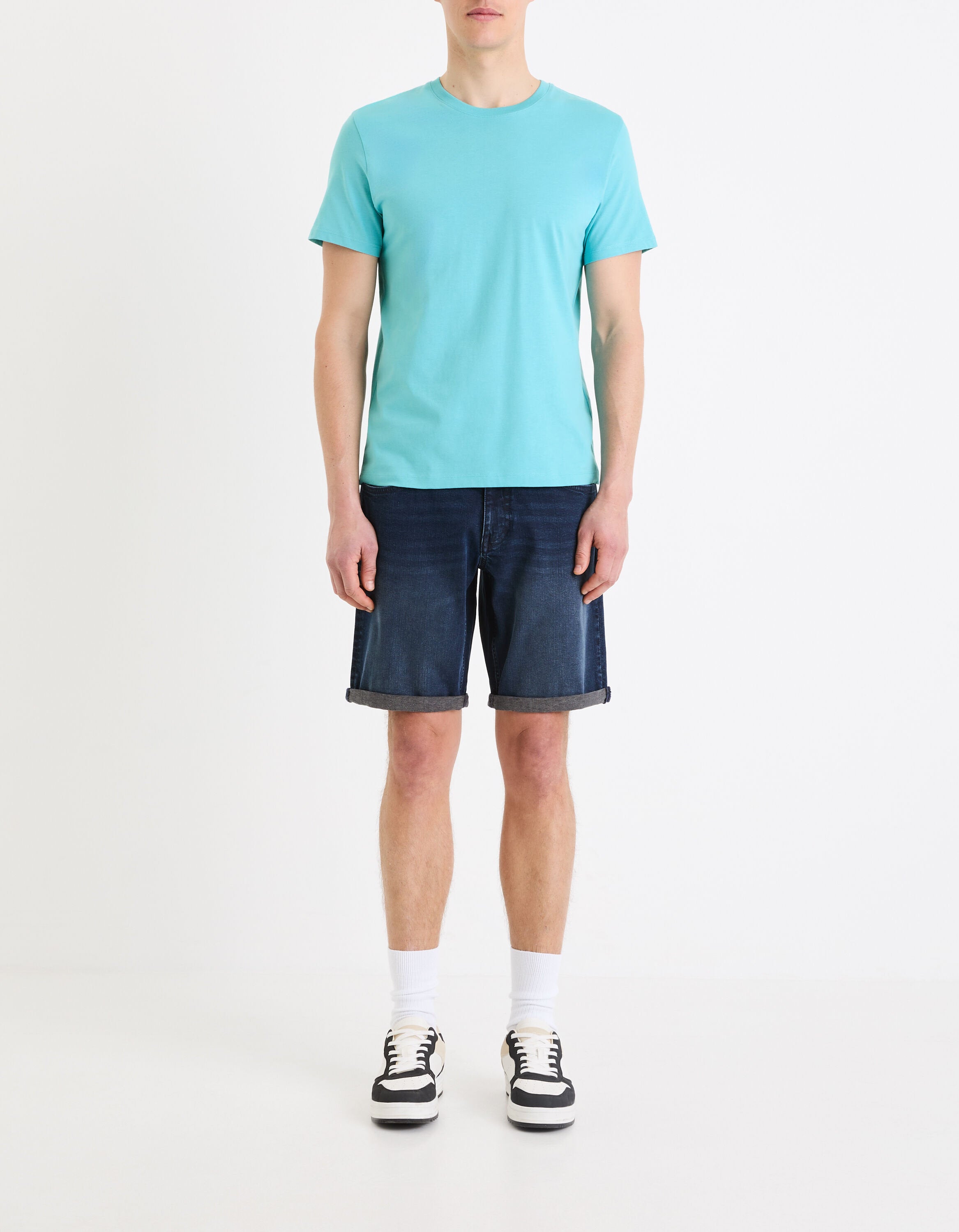 100% Cotton Straight Crew Neck T-Shirt - Light Blue_03