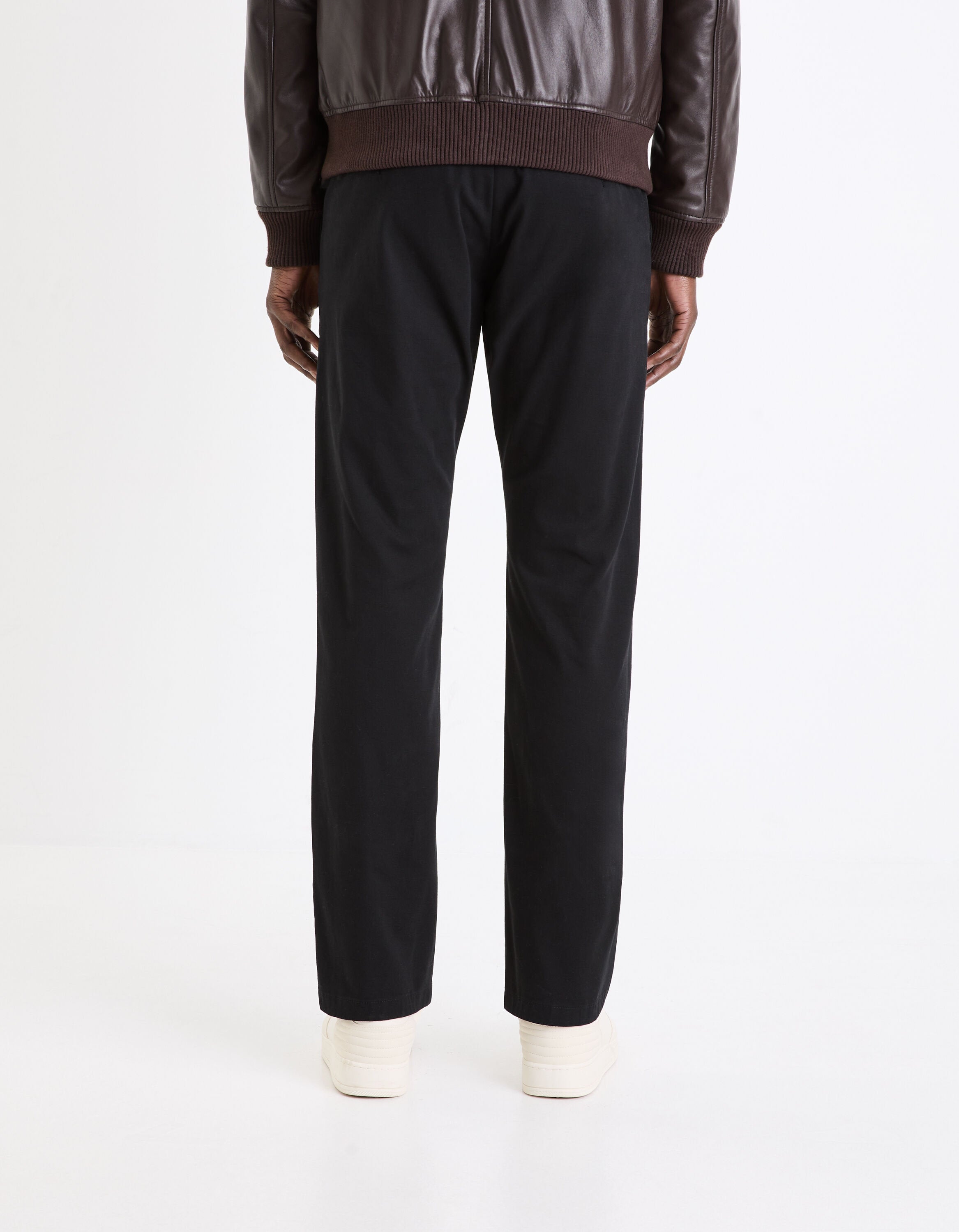 Straight Chino Pants In Stretch Cotton - Black_04