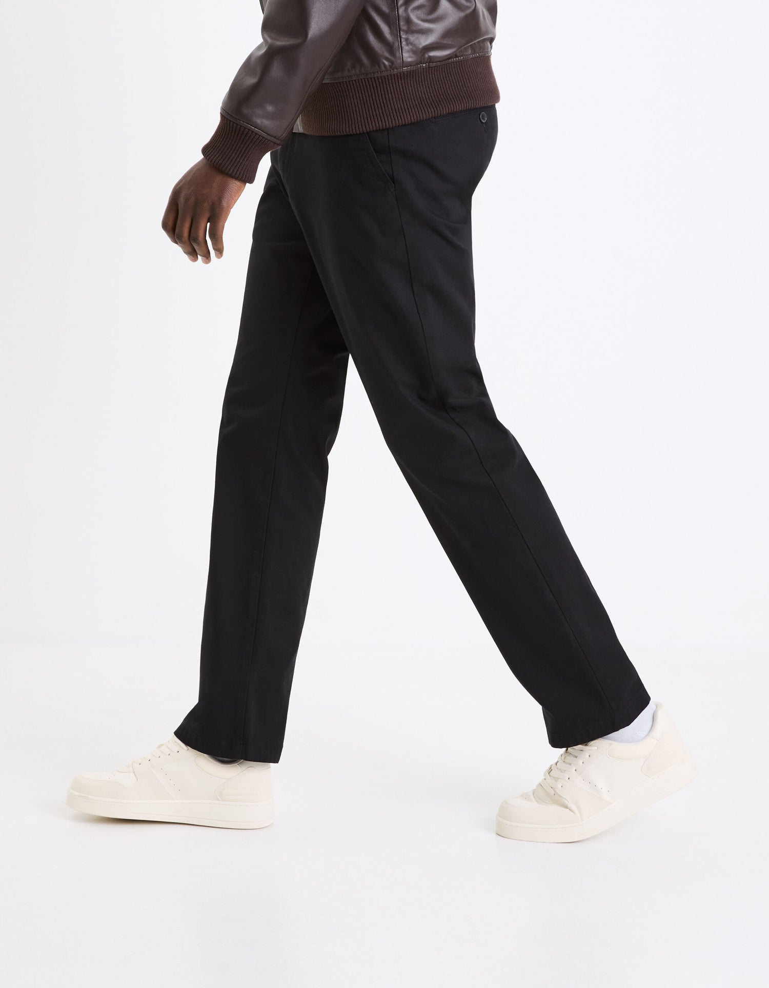 Straight Chino Pants In Stretch Cotton - Black_05