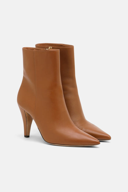 Luisa Spagnoli_Camel_Unicorno - Leather Ankle Boots_UNICORNO A_0101_04