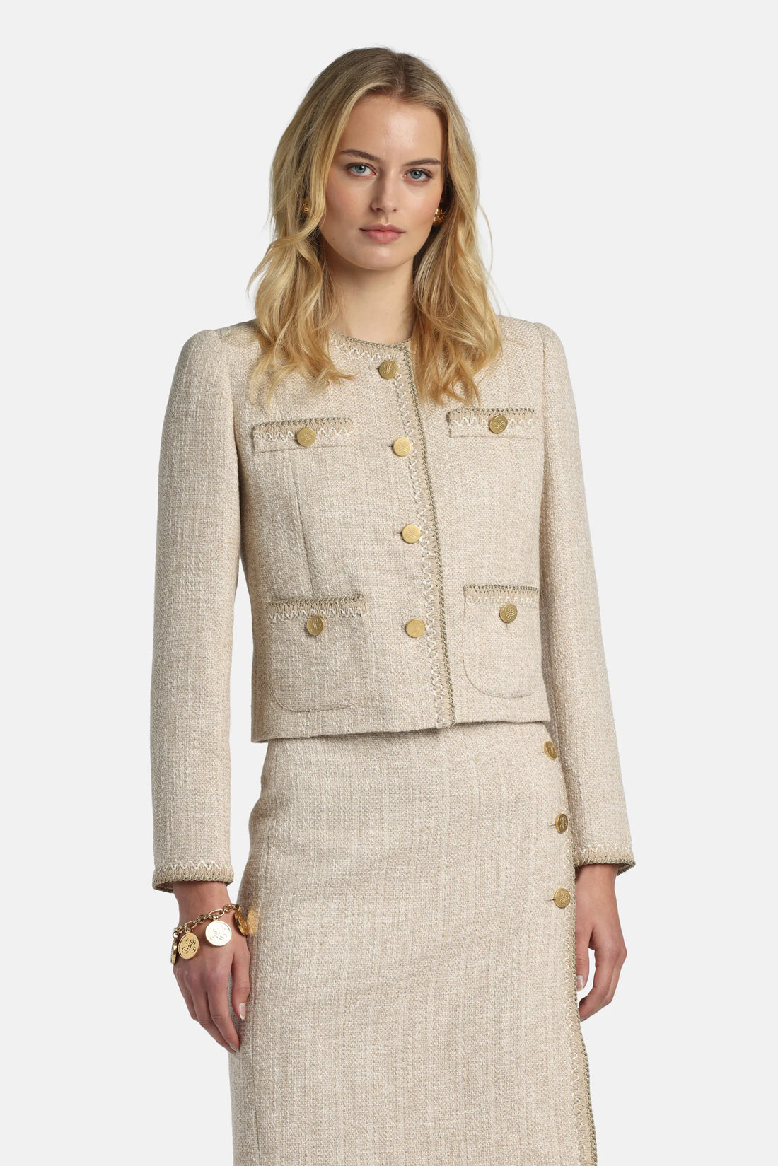 Luisa Spagnoli_Beige_Vasari - Bon-Ton Jacket With Gold Details_VASARI_3094_01