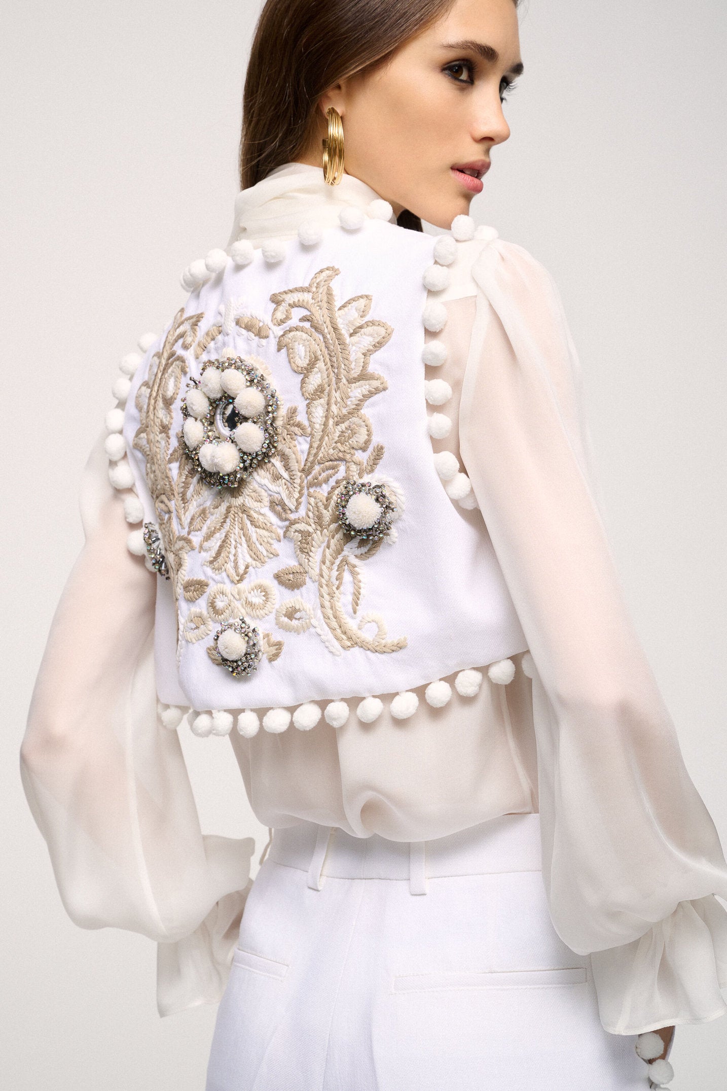 Bolero Vest With Appliques_Vegano_0202_04