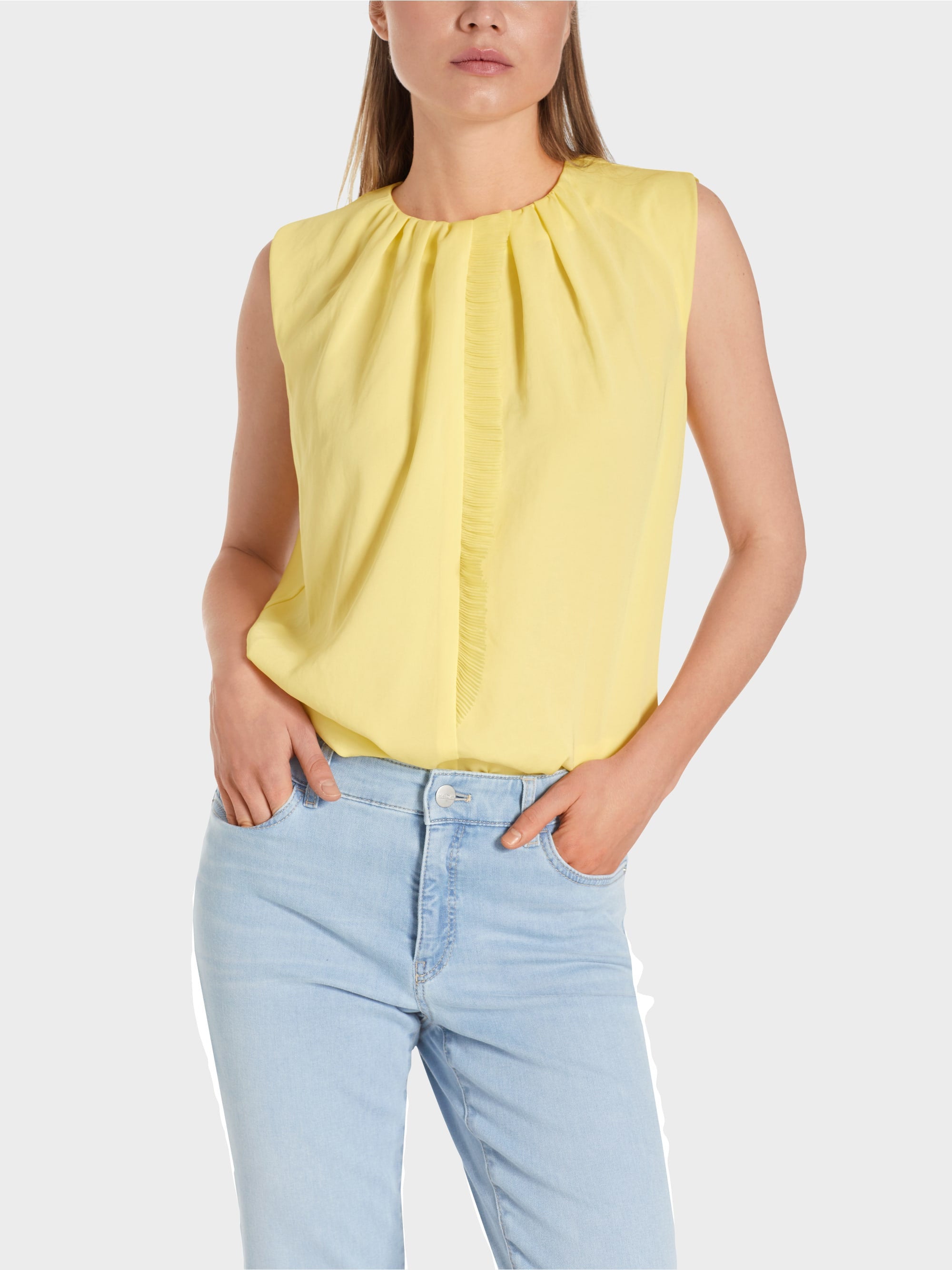Top With Ruffle Detail_Wc 61.13 W39_420_04