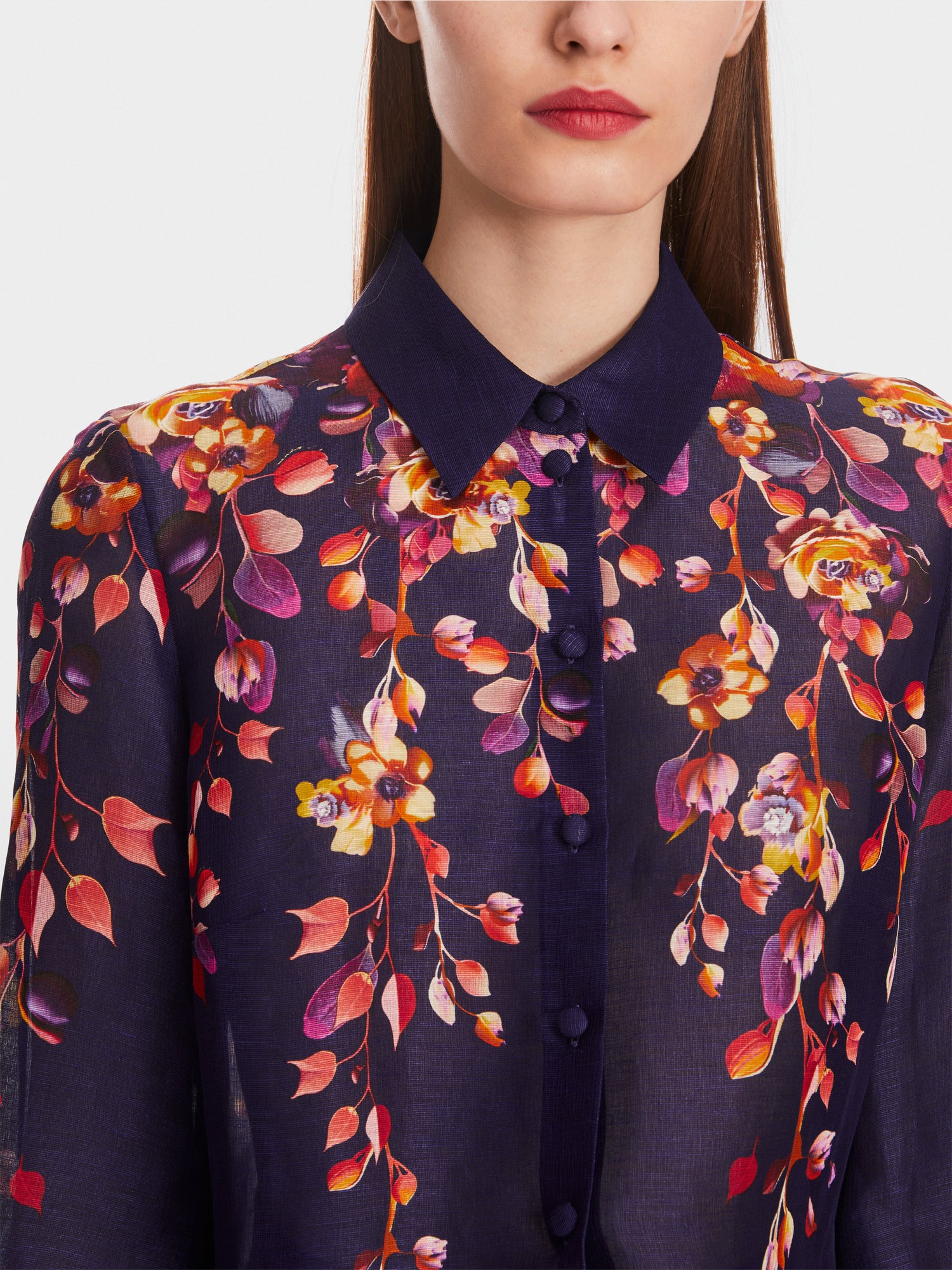 Elegant Blouse With Ai Floral Print_XG 51.04 W05_748_03