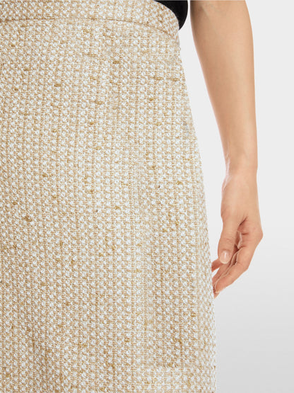 Skirt with Glitter Details_XG 71.04 W11_625_03