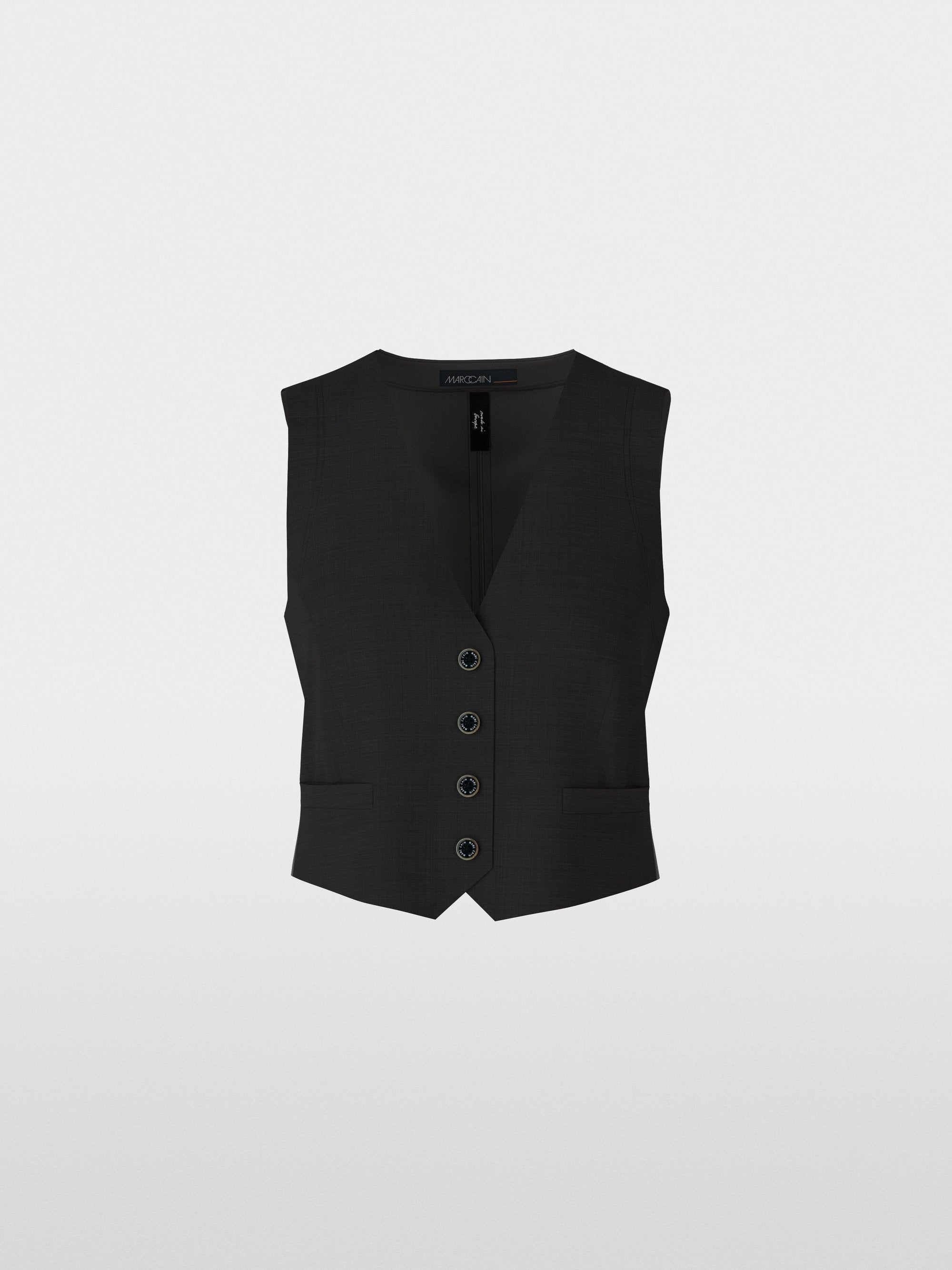 Close-Fitting V-Neck Vest_07