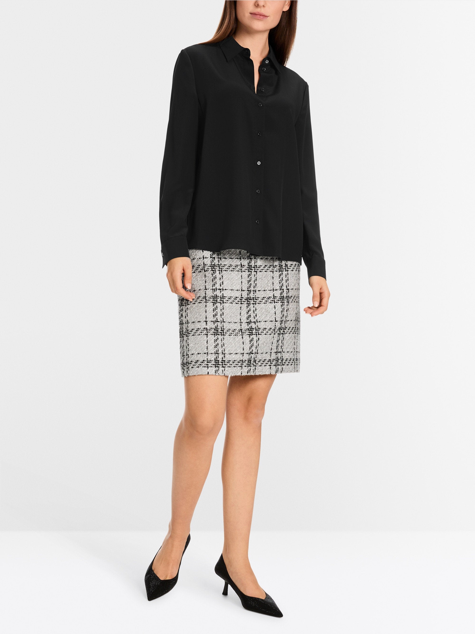Marc Cain_Elegant Silk Blouse_YA 51.20 W53_900_01