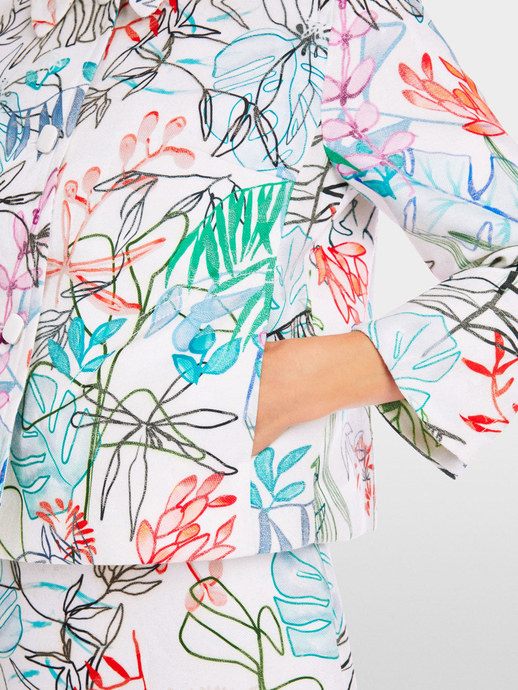 Marc Cain_Jacket with Arty Leaf Motif_YC 31.19 W65_504_05