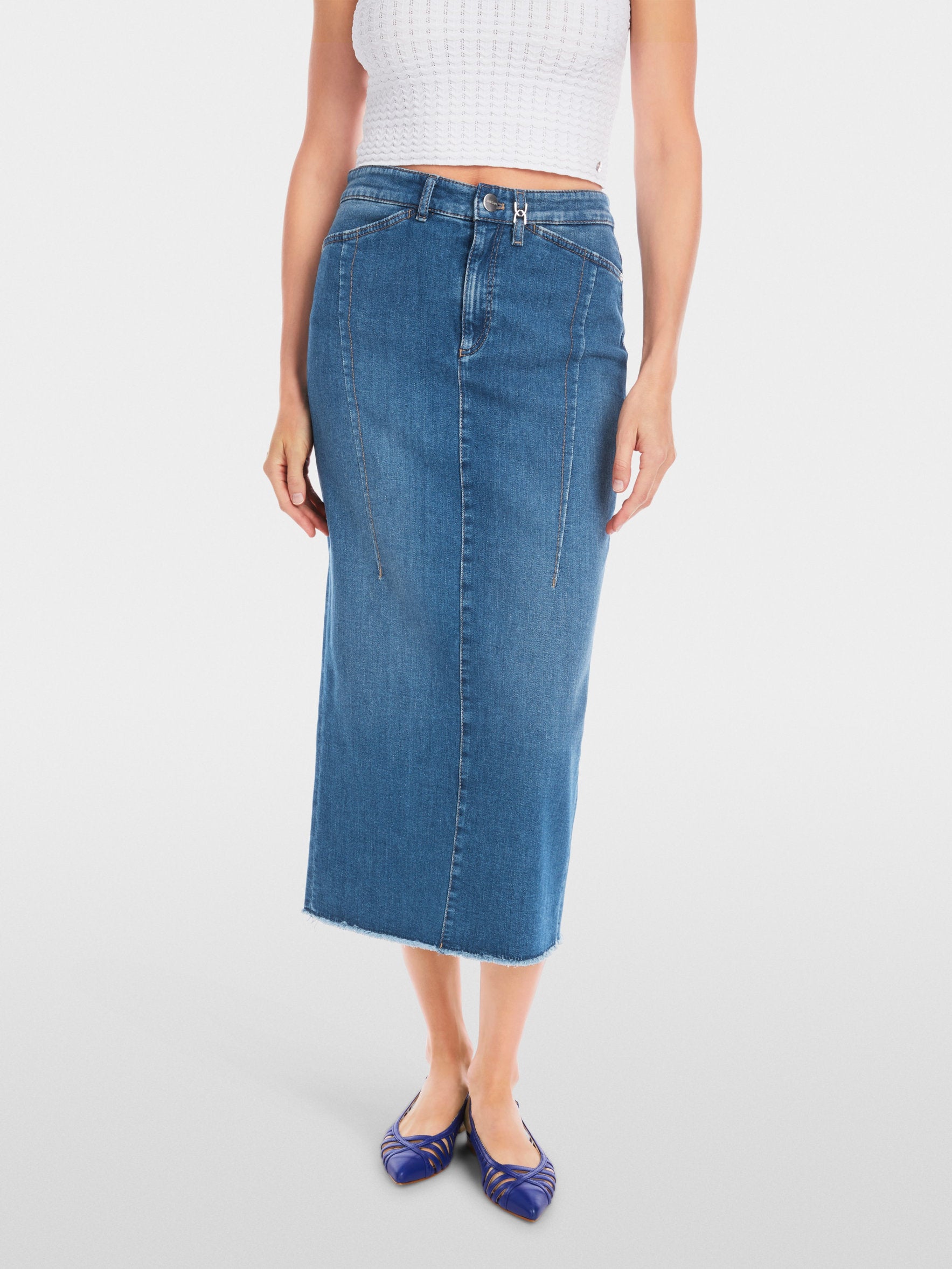 Marc Cain_Rethink Together Denim Skirt_YC 71.32 D05_353_07