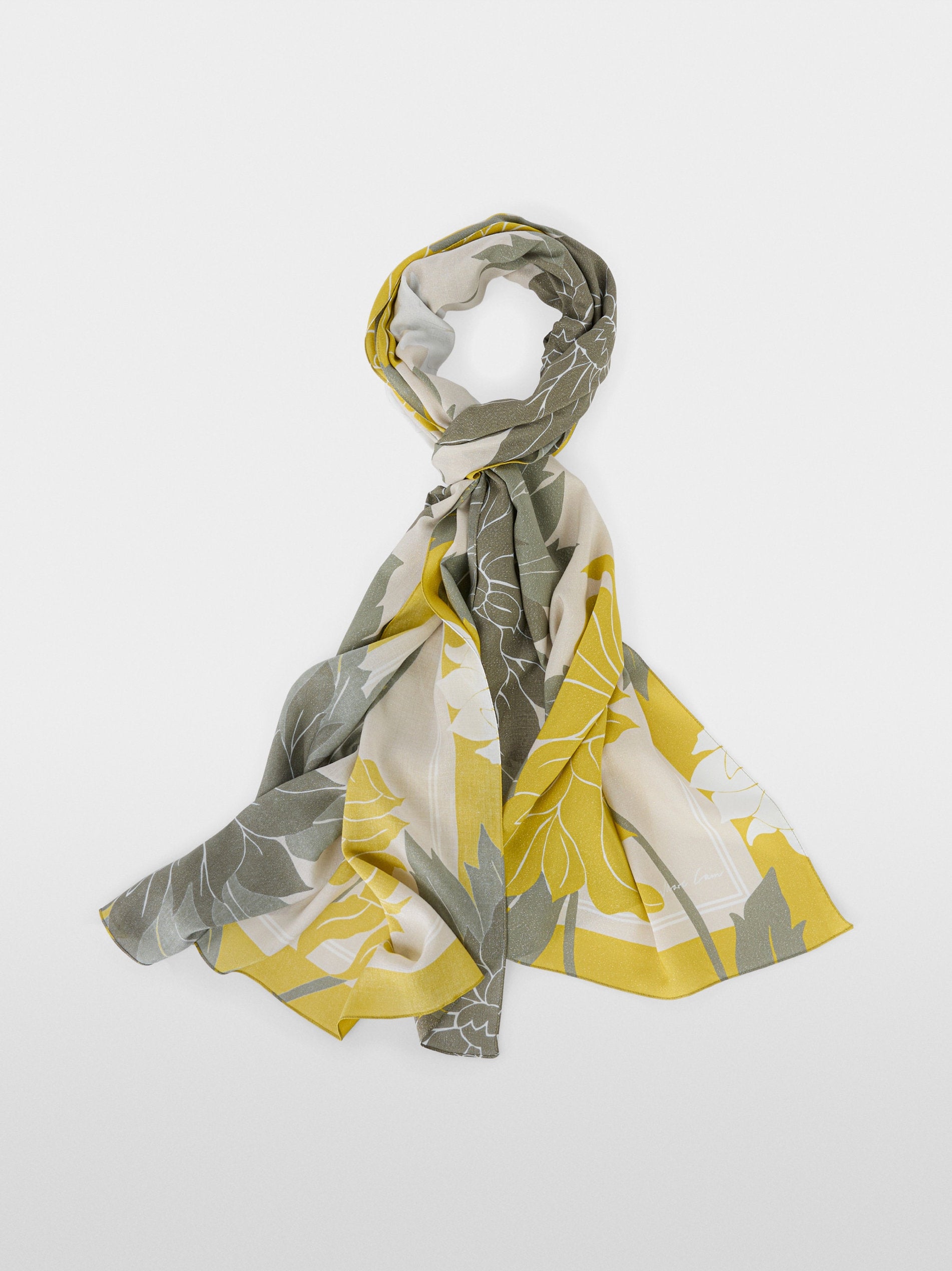 Floral Scarf with Lurex Details_YC B4.15 Z14_127_01
