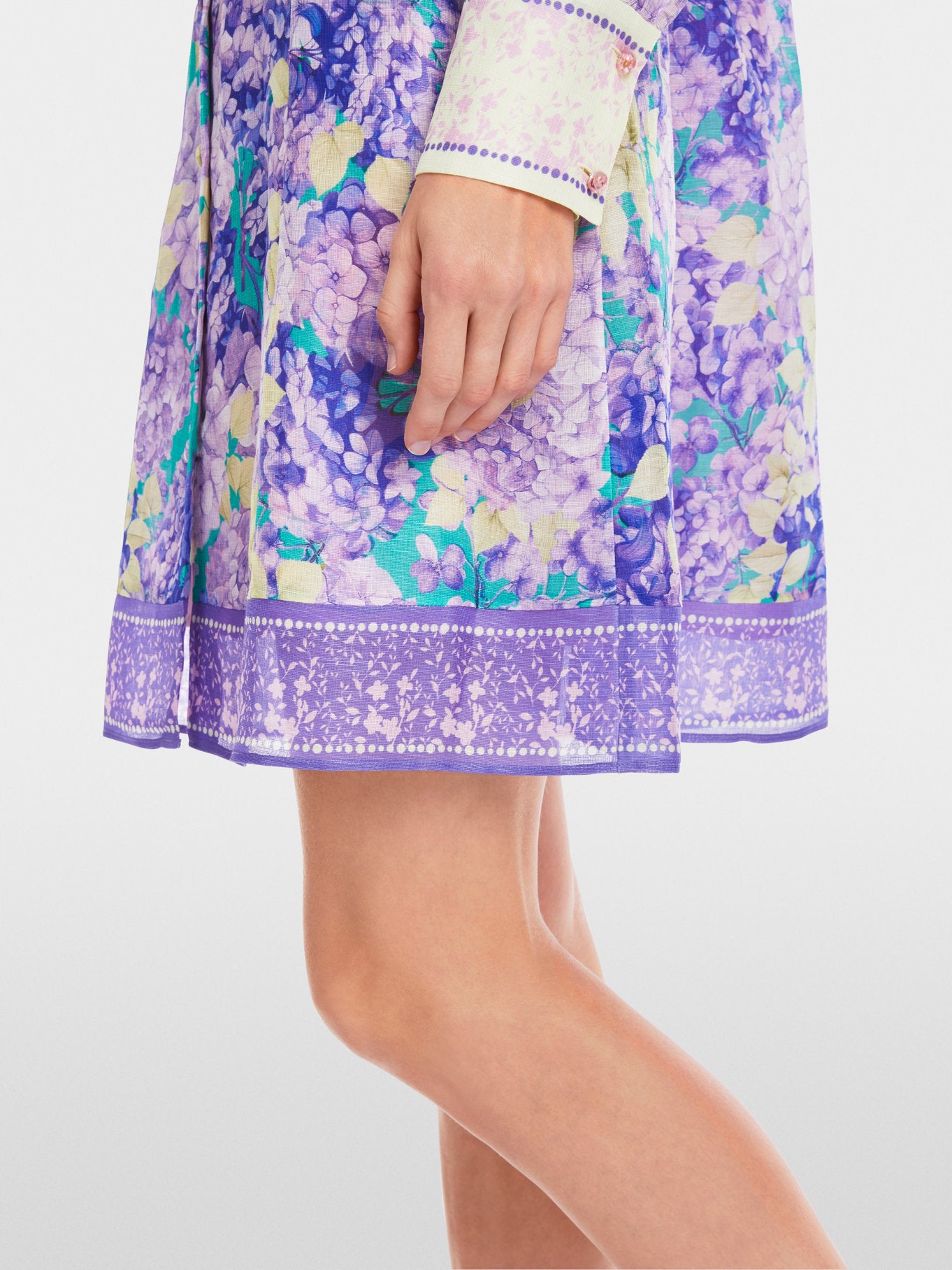 Marc Cain_Floral Print Short Shirt Dress_YG 21.16 W13_764_05