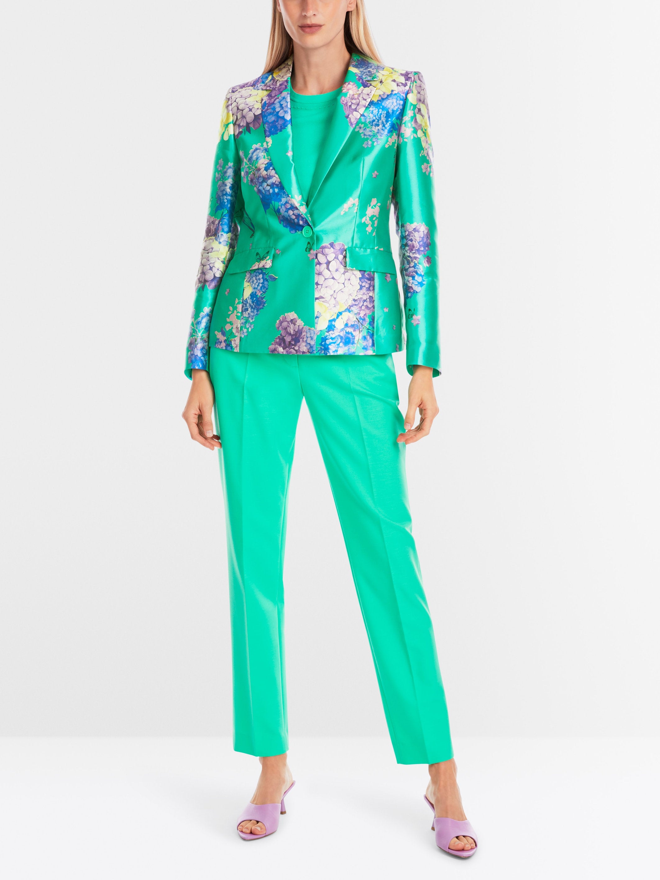 Marc Cain_Fitted Satin Blazer with Print_YG 34.07 W23_565_06