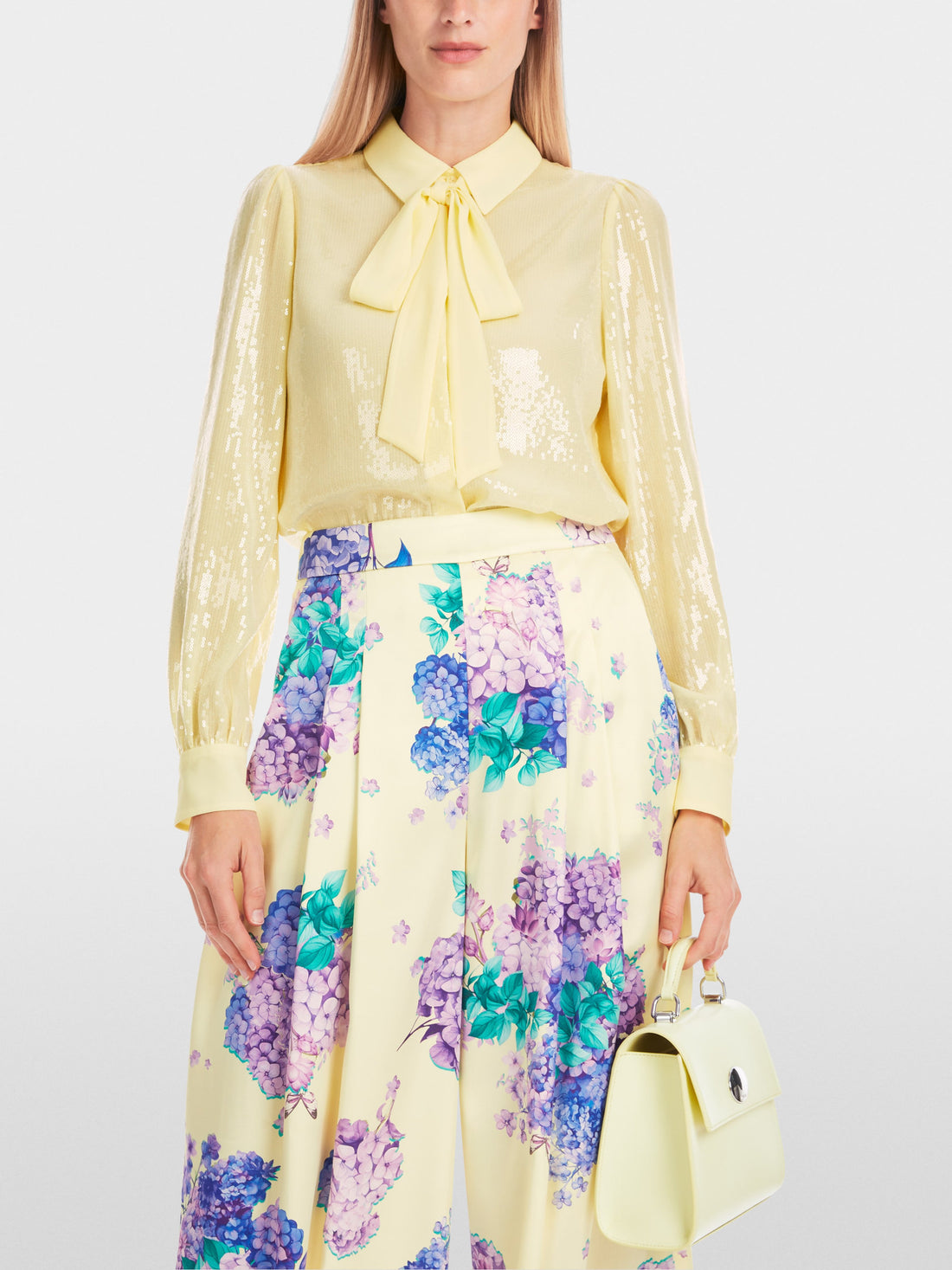 Marc Cain_Plain Sequin Fabric Pussy Bow Blouse_YG 51.12 W15_405_01