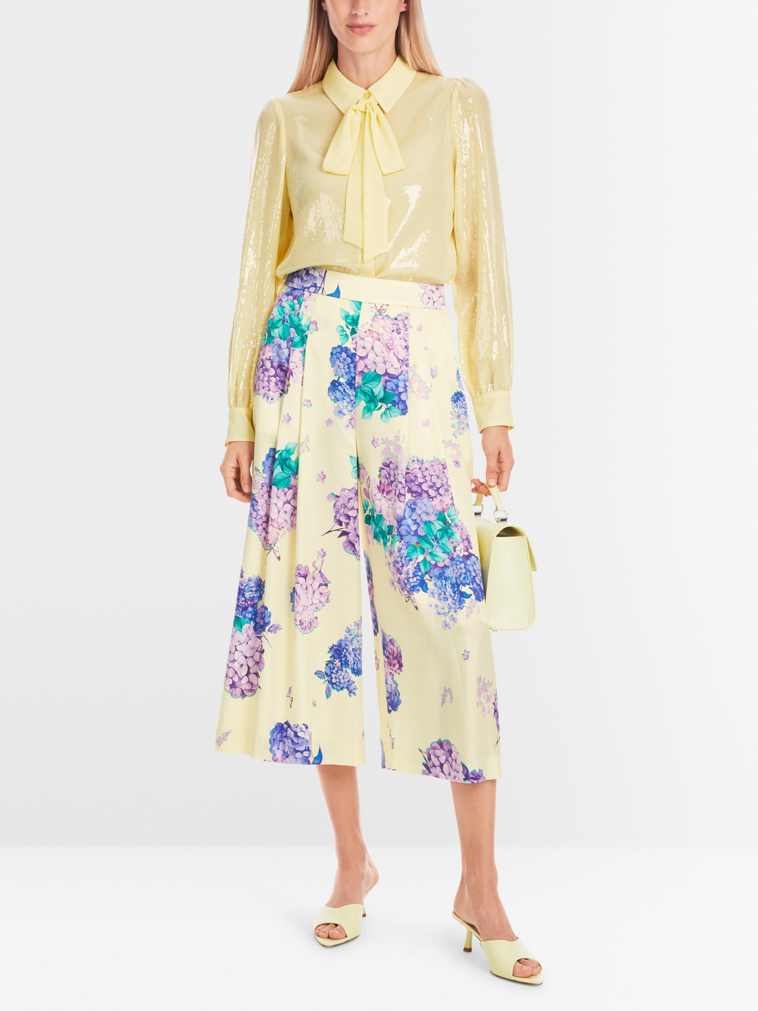 Marc Cain_Plain Sequin Fabric Pussy Bow Blouse_YG 51.12 W15_405_02