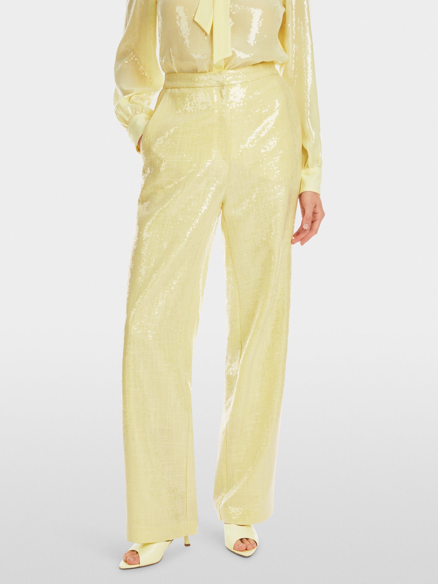 Marc Cain_Wukari Sequin Fabric Trousers_YG 81.17 W85_405_06