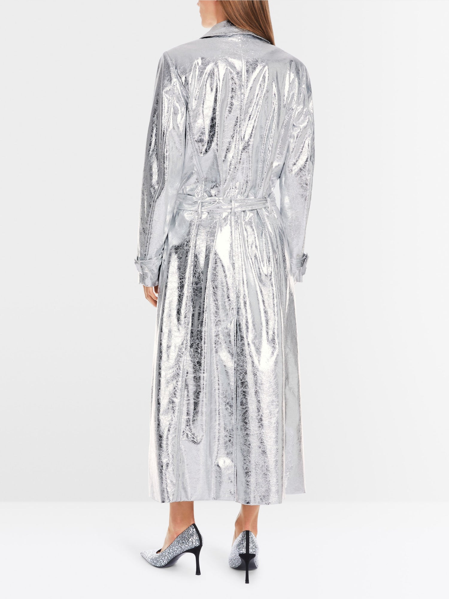 Futuristic Coat with Silver Shine_YG 11.02 W12_800_02