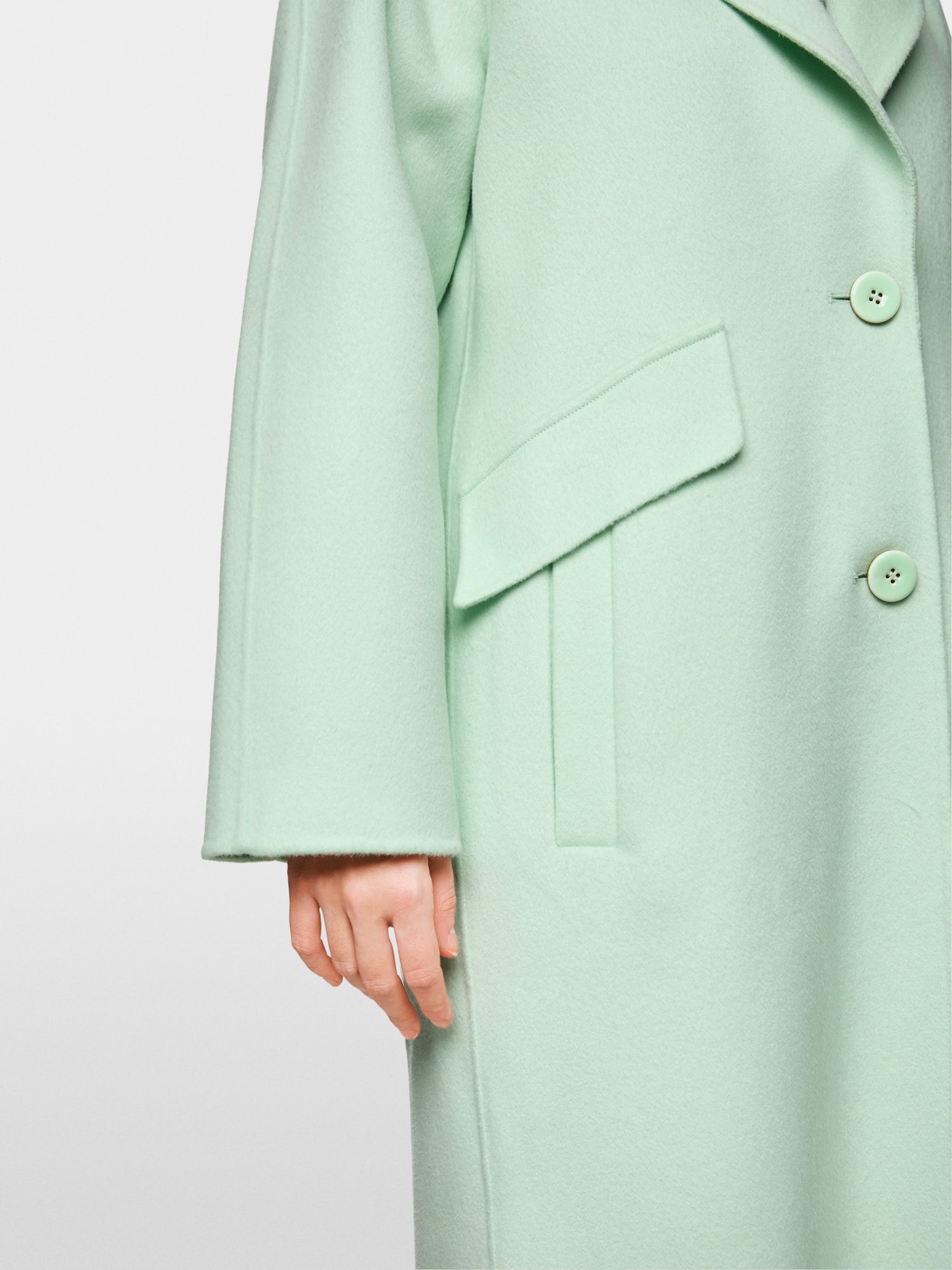 Marc Main_Soft Wool Coat_ZC 11.02 W33_500_05