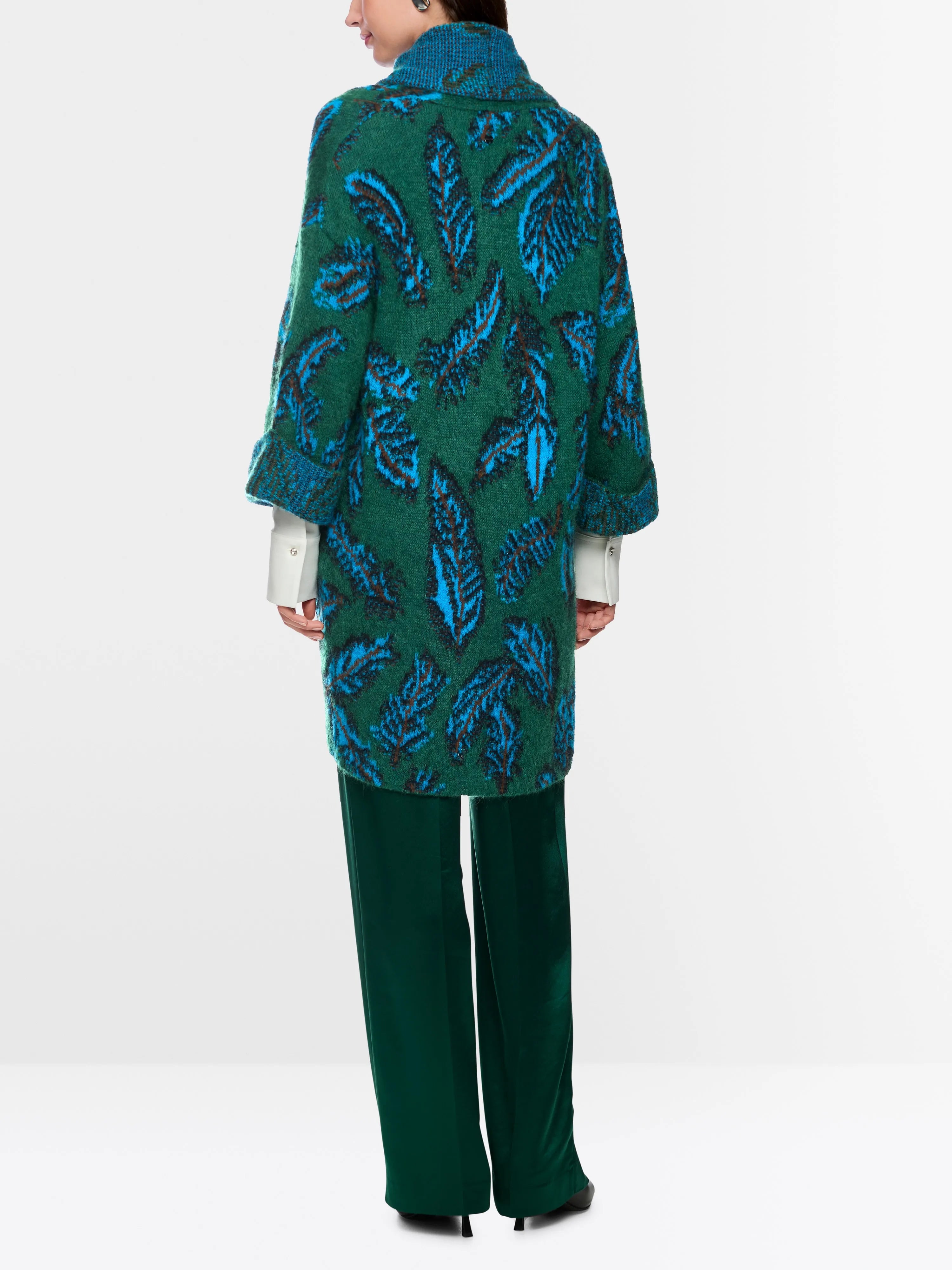 Marccain_Dark Jade Green_Knitted in Germany Jacquard Cape Coat_ZC 11.16 M63_556_02