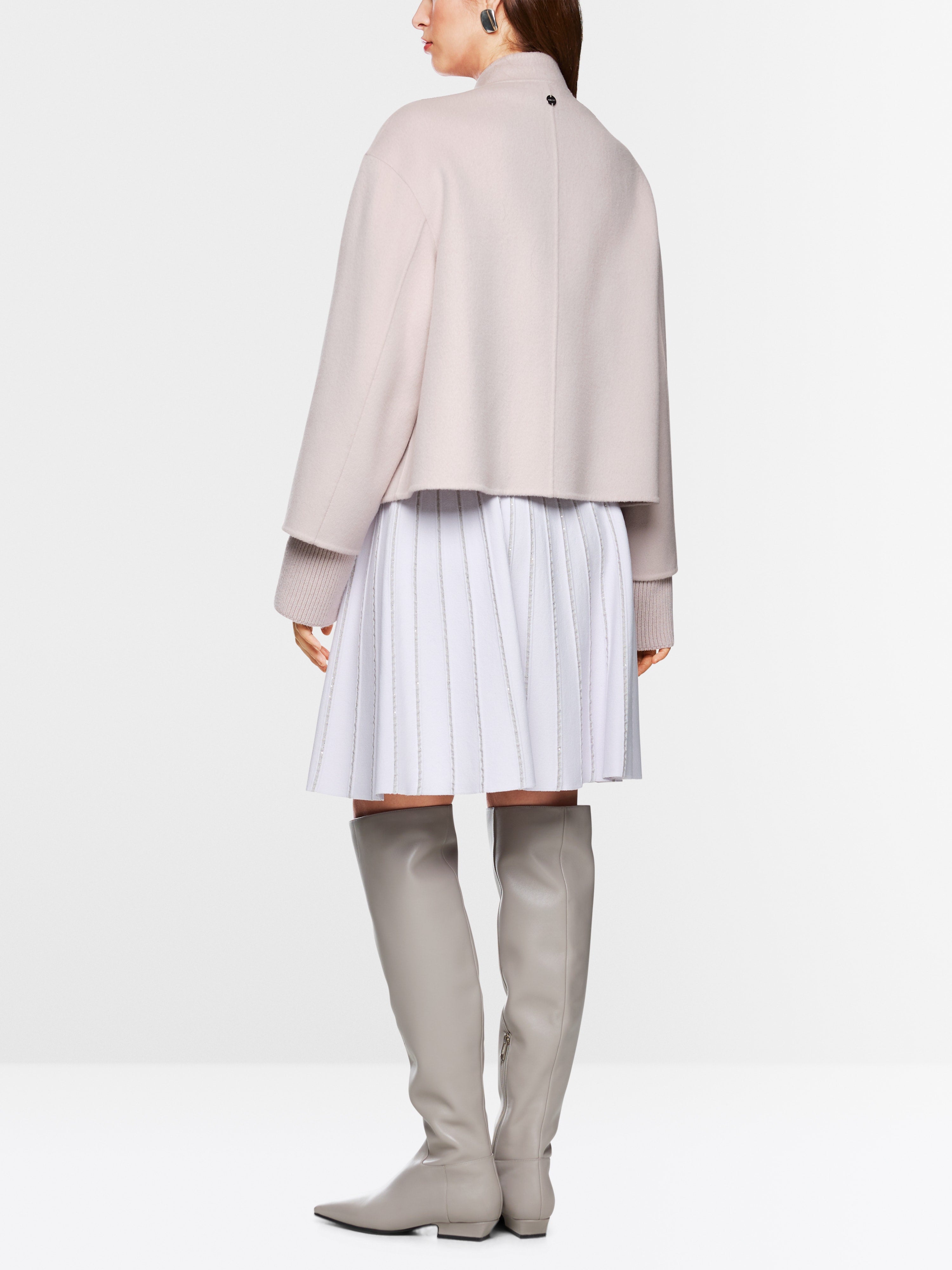 Marc Cain_Light Desert Taupe_Oversized Jacket with Cuffed Sleeves_ZC 12.02 W33_702_03