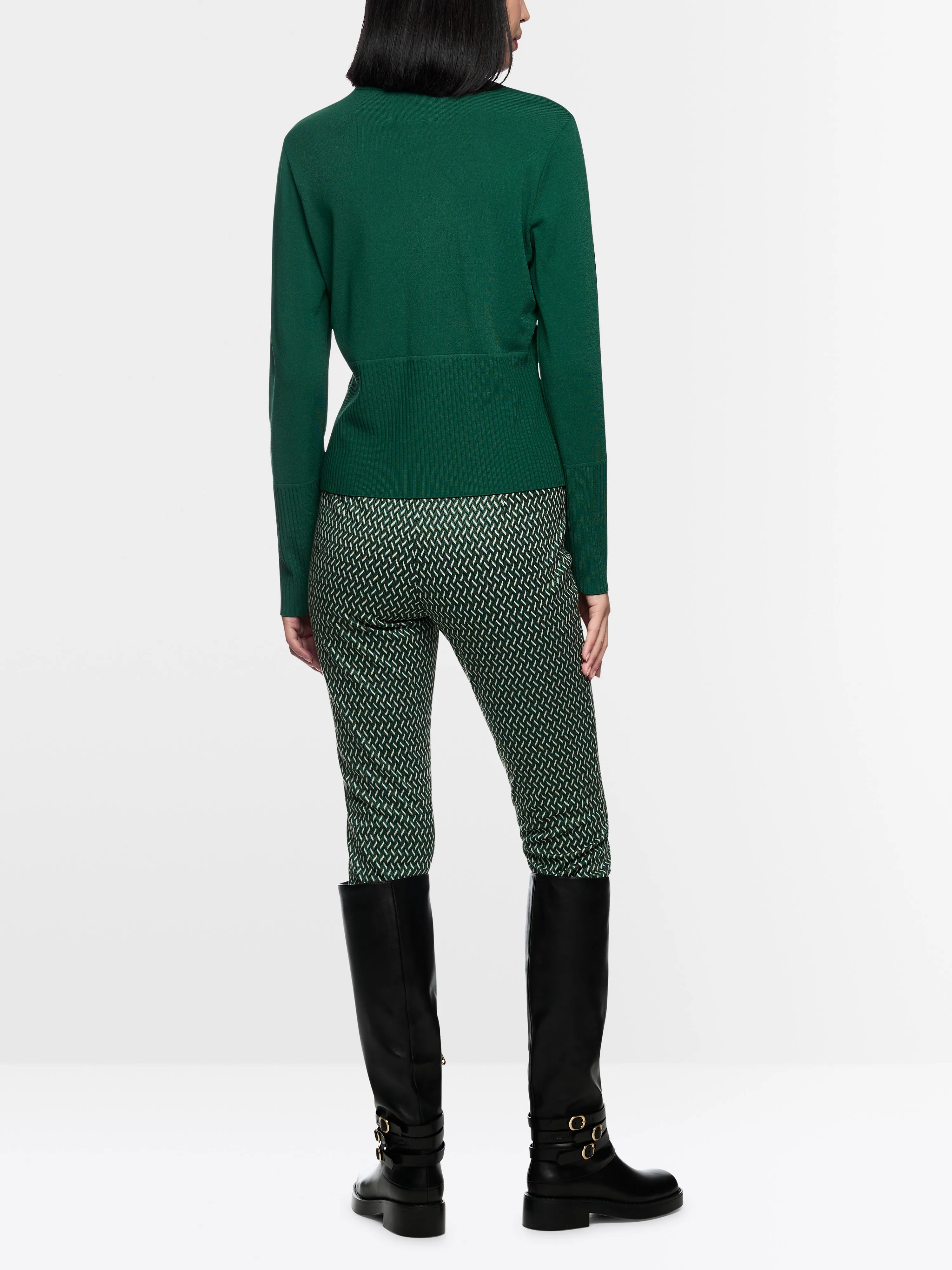 Marccain_Dark Jade Green_Rethink Together Fine Knit Jumper_ZC 41.40 M43_556_02