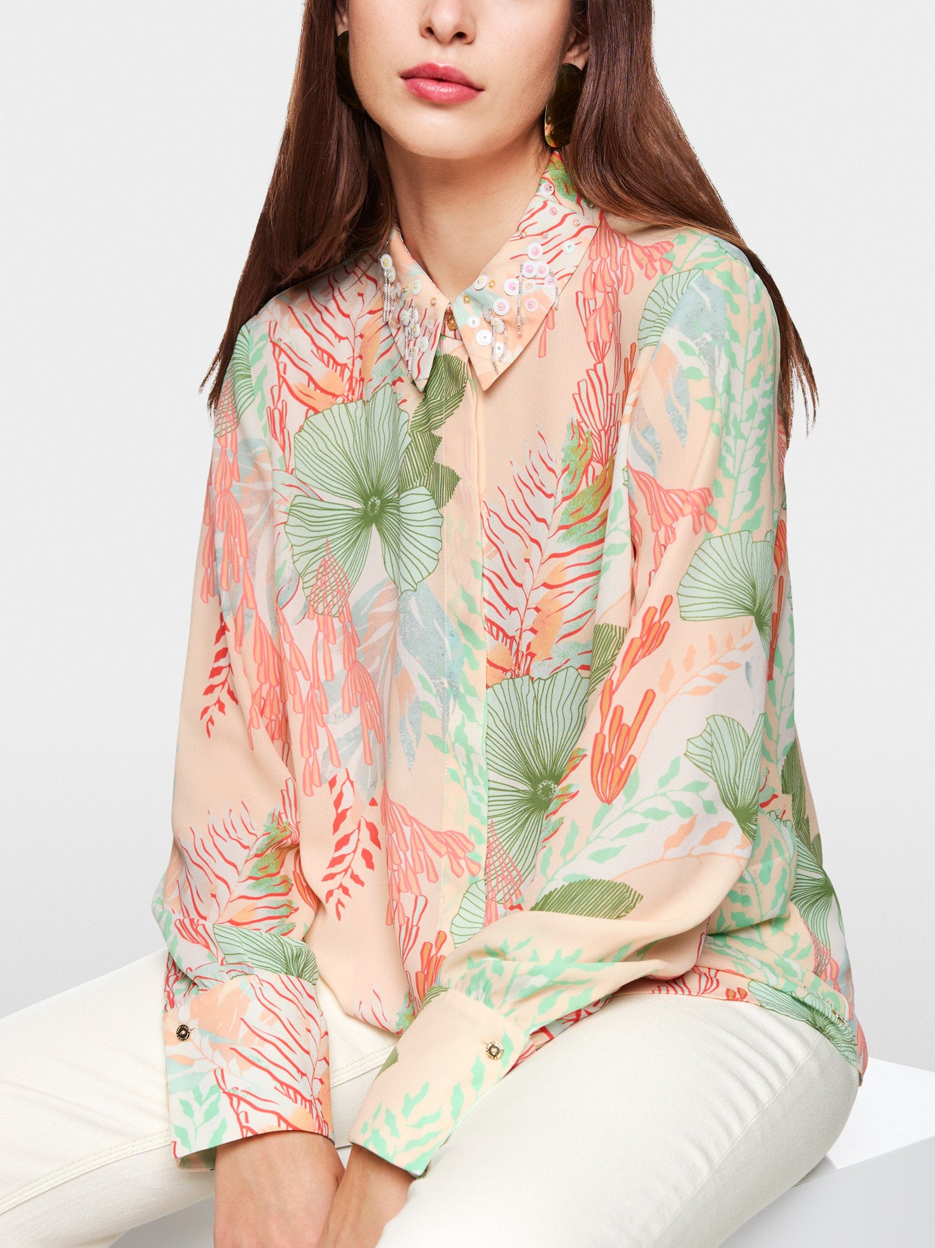 Marc Main_Blouse with Floral Pattern_ZC 51.16 W06_112_06