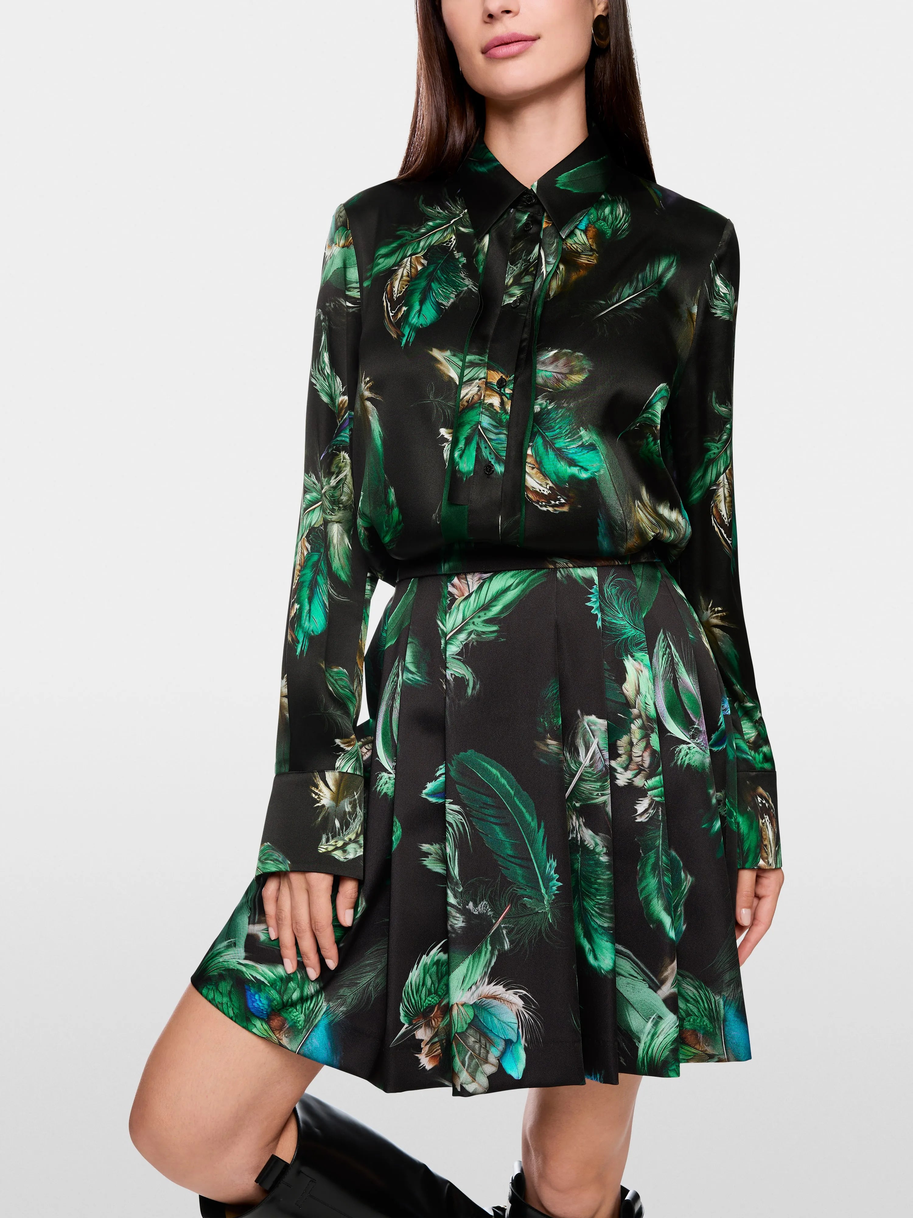 Marccain_Dark Jade Green_Silk Blouse with Feather Print_ZC 51.29 W81_556_04