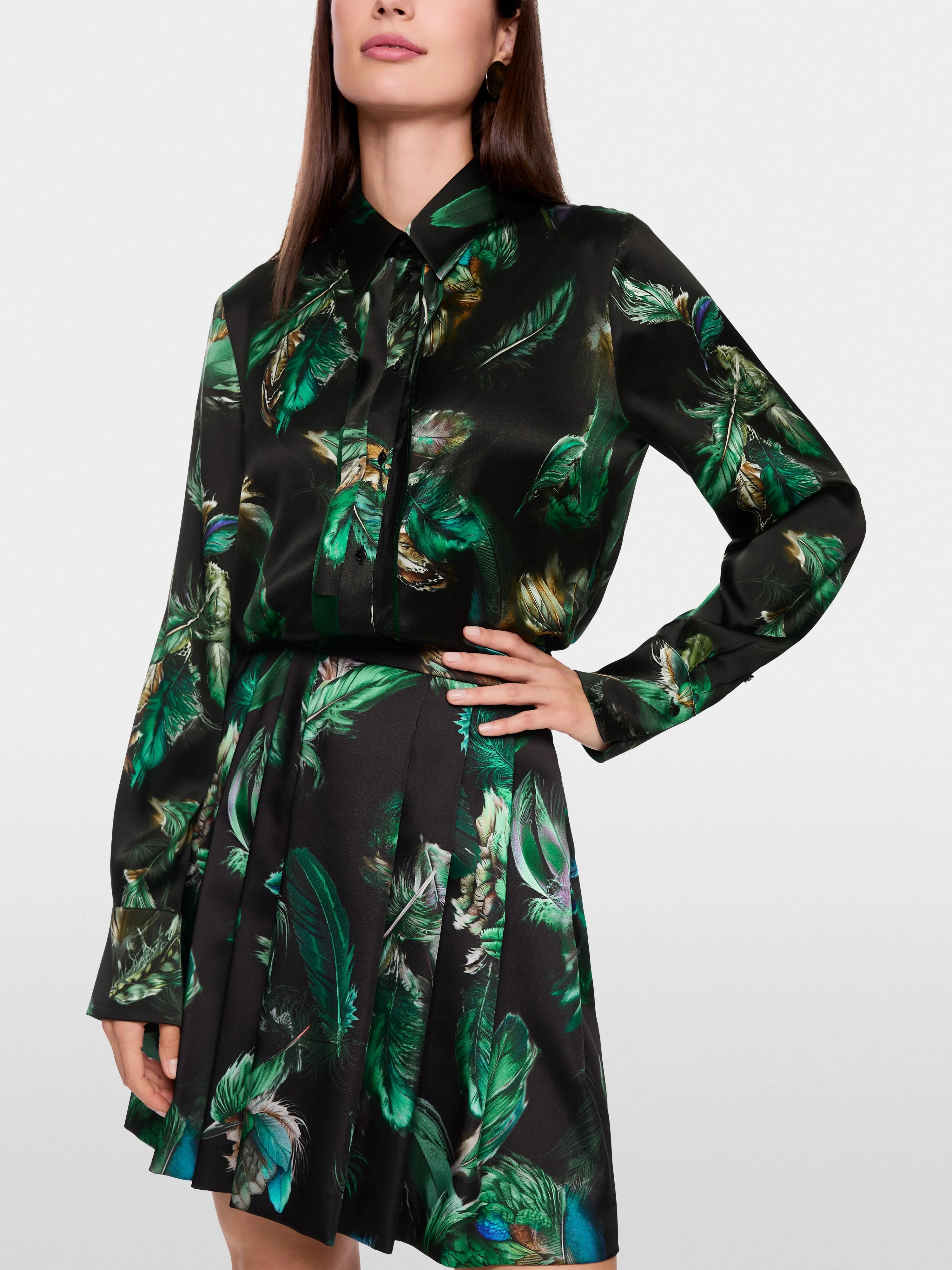 Marccain_Dark Jade Green_Silk Blouse with Feather Print_ZC 51.29 W81_556_05
