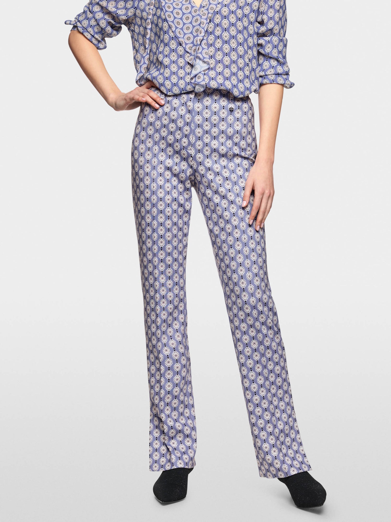 Marc Cain_Bluish Violet_FATSA Trousers in Scuba Jersey_ZC 81.08 J06_774_06