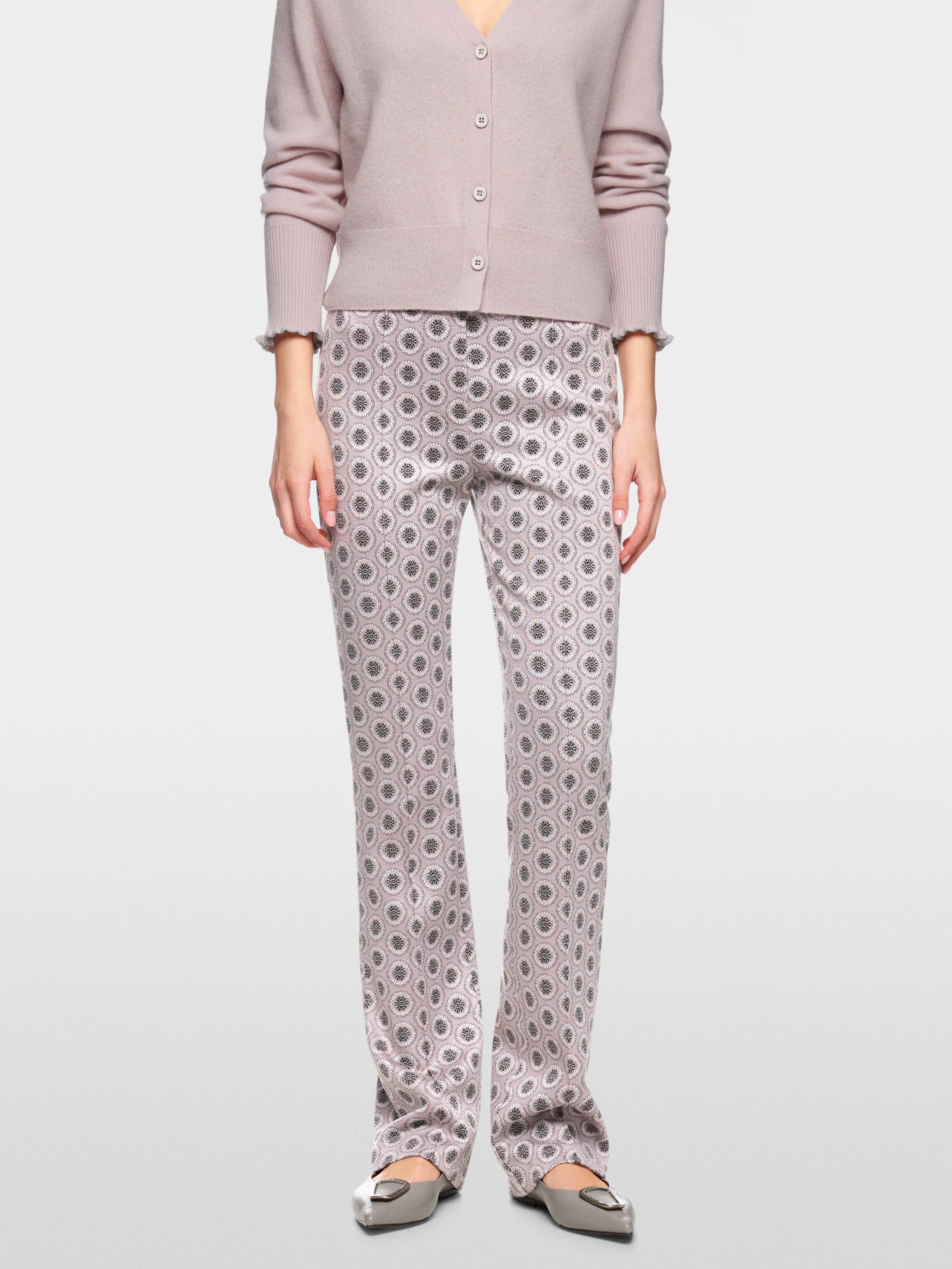 Marc Cain_Light Desert Taupe_FREDERICA Trousers in Scuba Jersey_ZC 81.28 J07_702_05