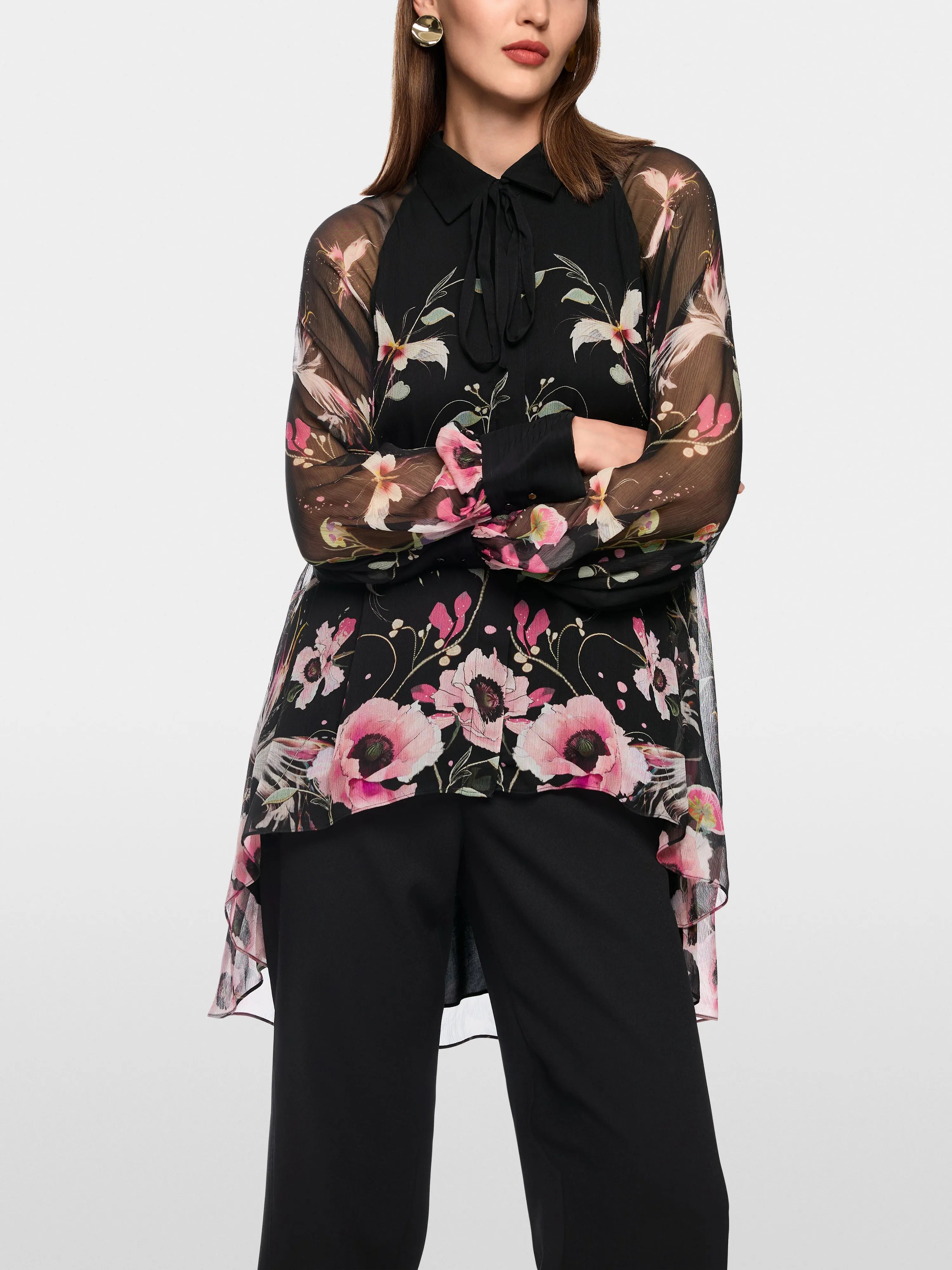 Marc Cain_Black_Long Blouse with Floral Pattern_ZG 51.10 W14_900_06