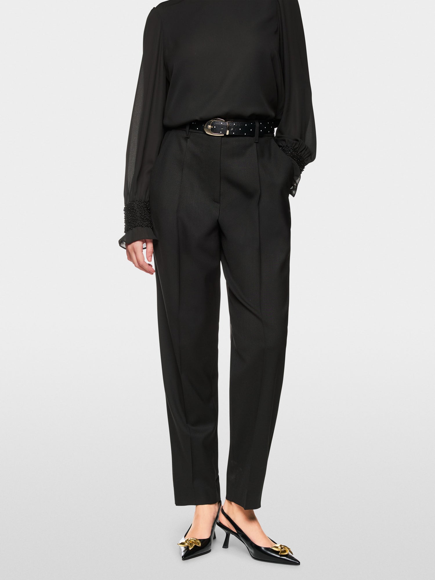 Marc Main_FAQUS Rethink Together Pleated Trousers_ZG 81.03 W07_900_06