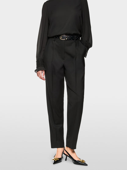 Marc Main_FAQUS Rethink Together Pleated Trousers_ZG 81.03 W07_900_06