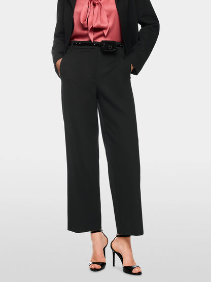Marc Cain_Black_FƒS High-Waist Fabric Trousers_ZG 81.09 W21_900_05
