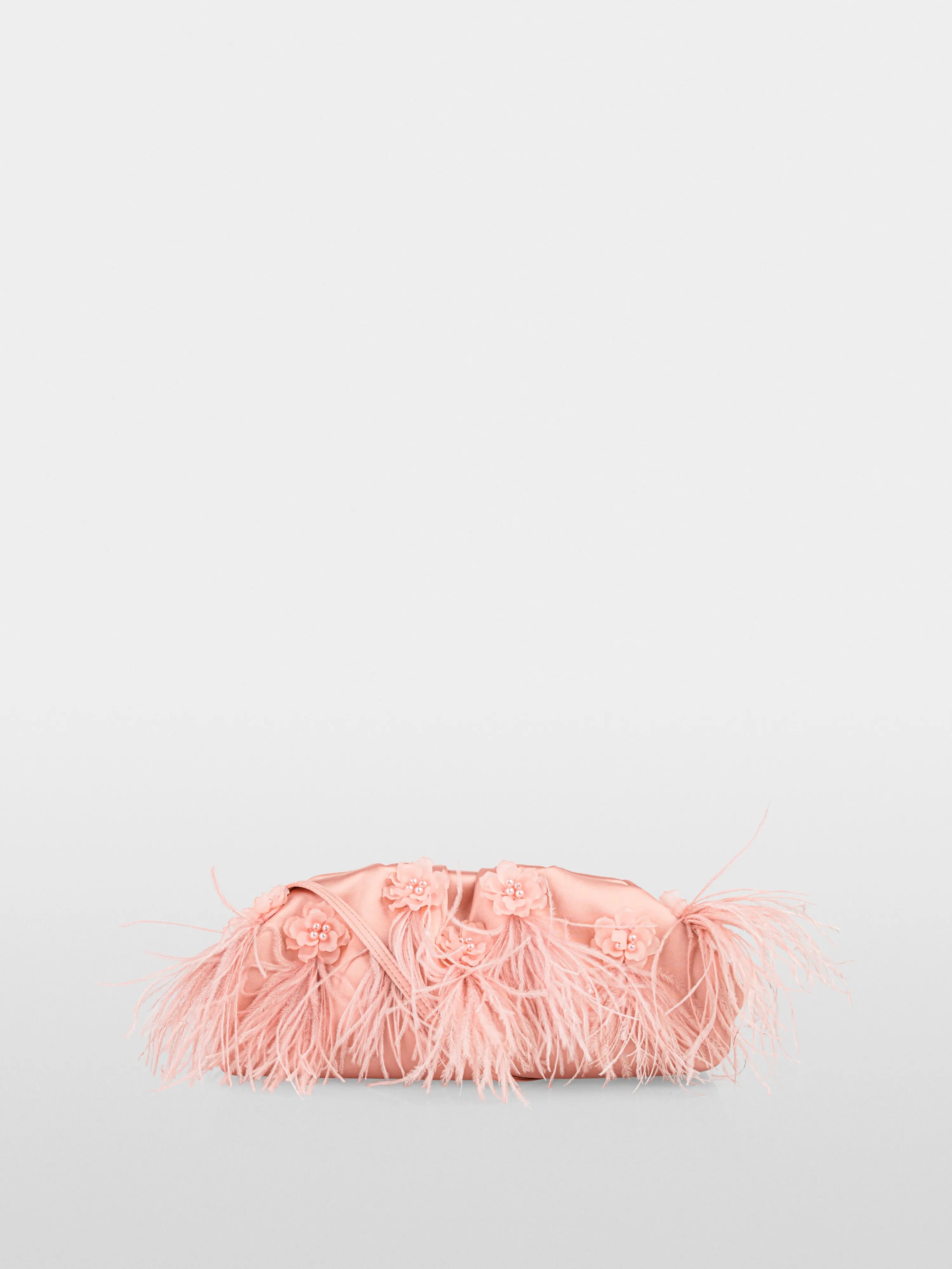 Marc Cain_Evening Sand_Elegant Clutch Bag with Feathers_ZG TL.01 Z06_164_01