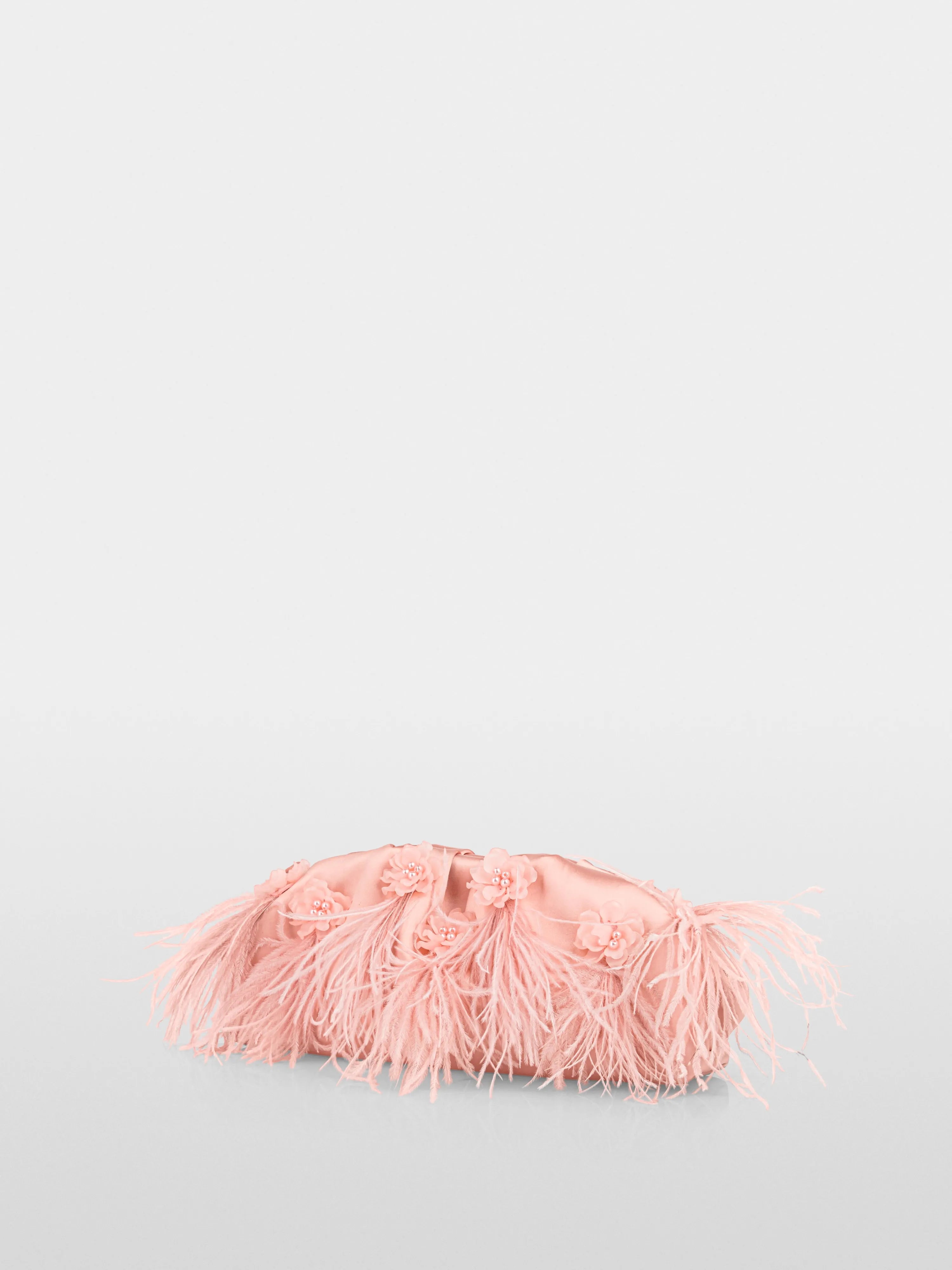 Marc Cain_Evening Sand_Elegant Clutch Bag with Feathers_ZG TL.01 Z06_164_03