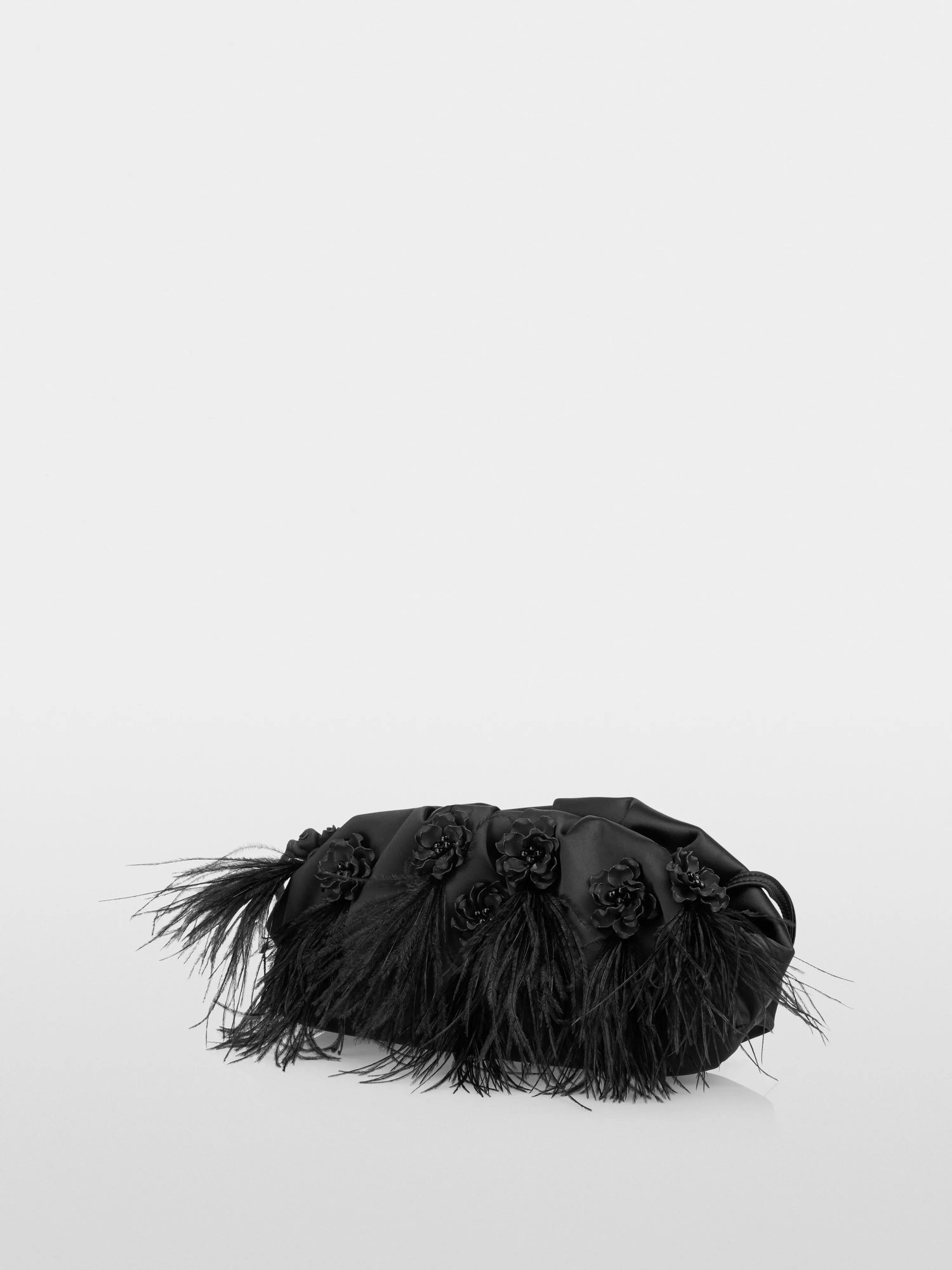 Marc Cain_Black_Elegant Clutch Bag with Feathers_ZG TL.01 Z06_900_03