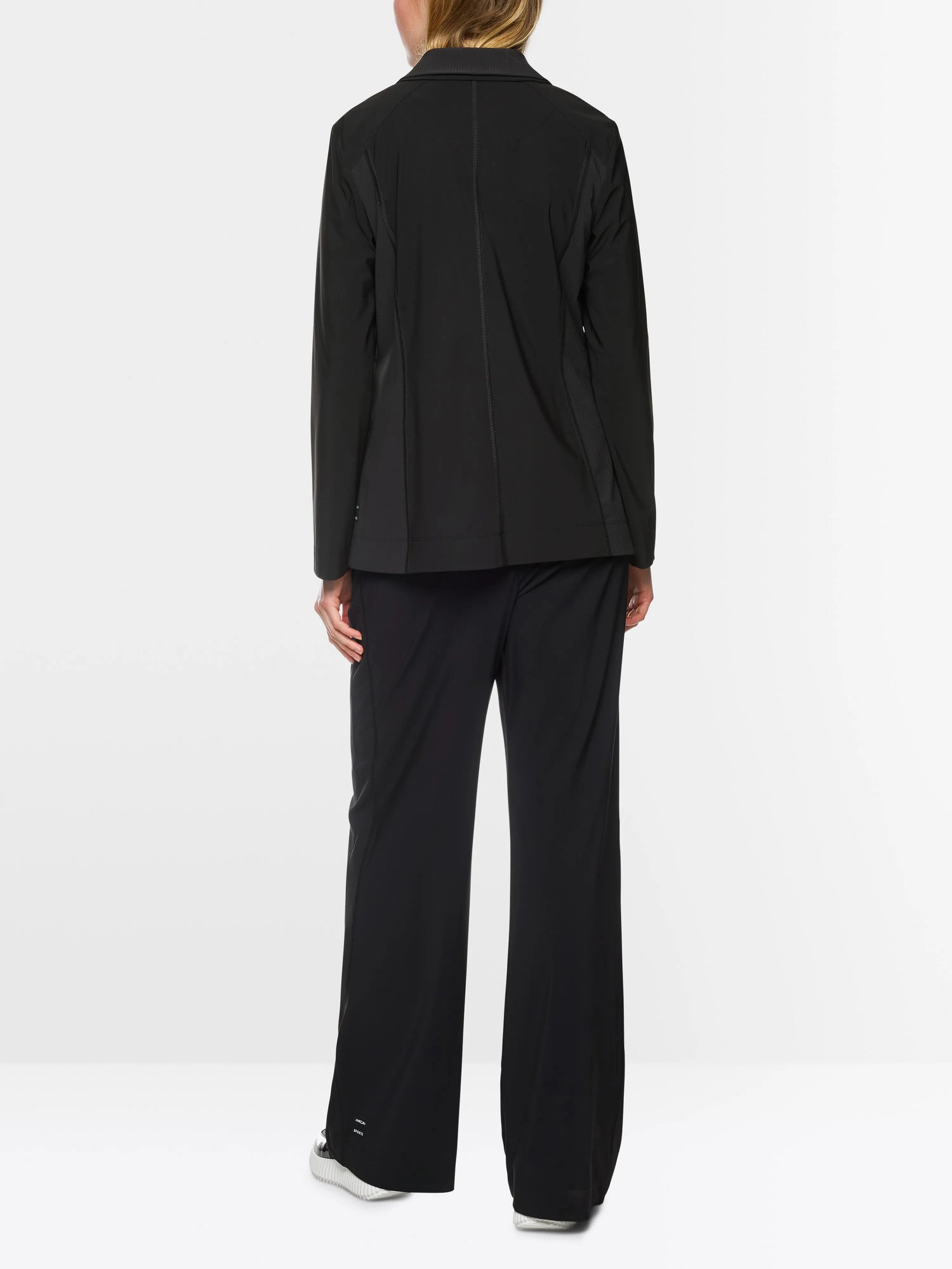 Marc Cain_Black_Rethink Together Lightweight Blazer_ZS 34.03 J40_900_02