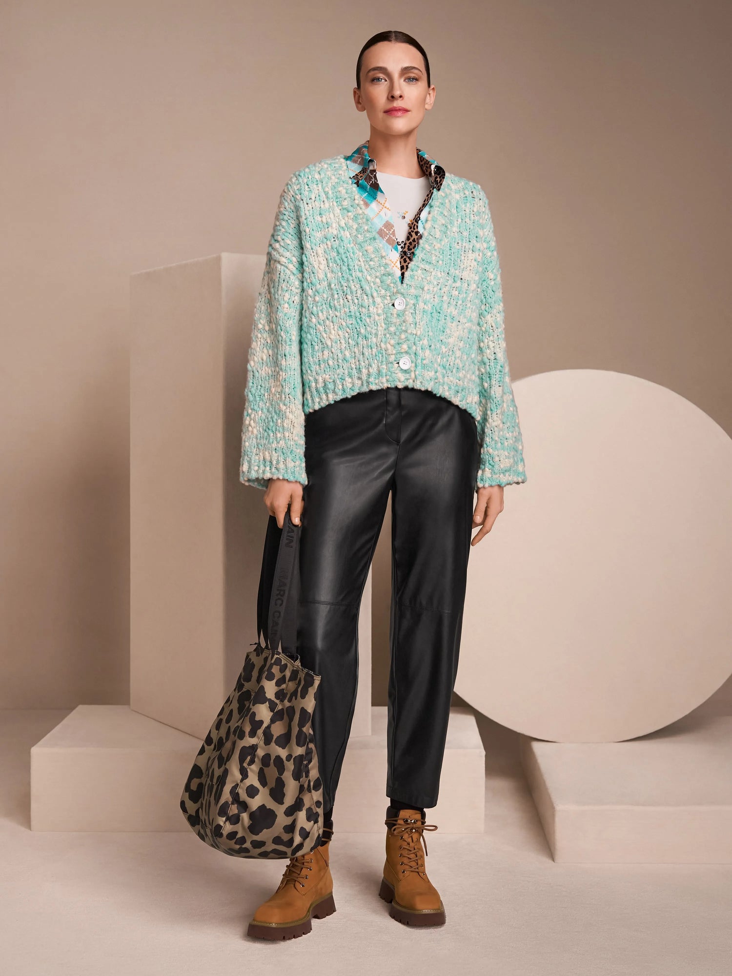 Marccain_Soft Teal_Viscose Blouse with Argyle Pattern_ZS 51.21 W35_507_06