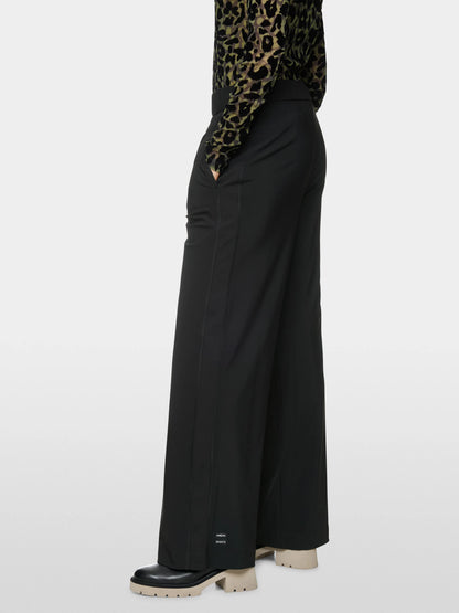 Marc Cain_Black_WEDI Rethink Together Slip-On Trousers_ZS 81.20 J40_900_06