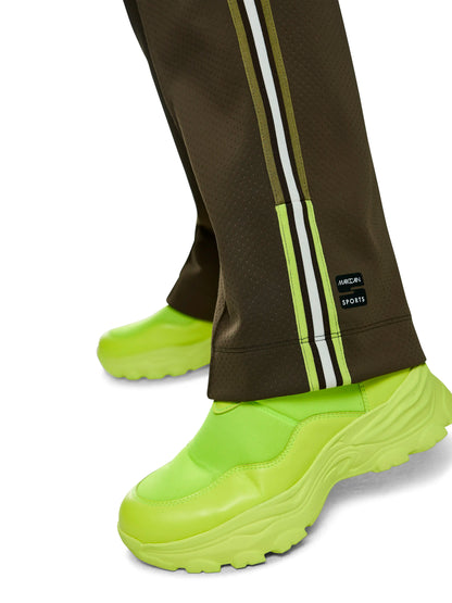 Marc Cain_Olive Drab_WASHINGTON Jogging Trousers_ZS 81.26 J18_595_04